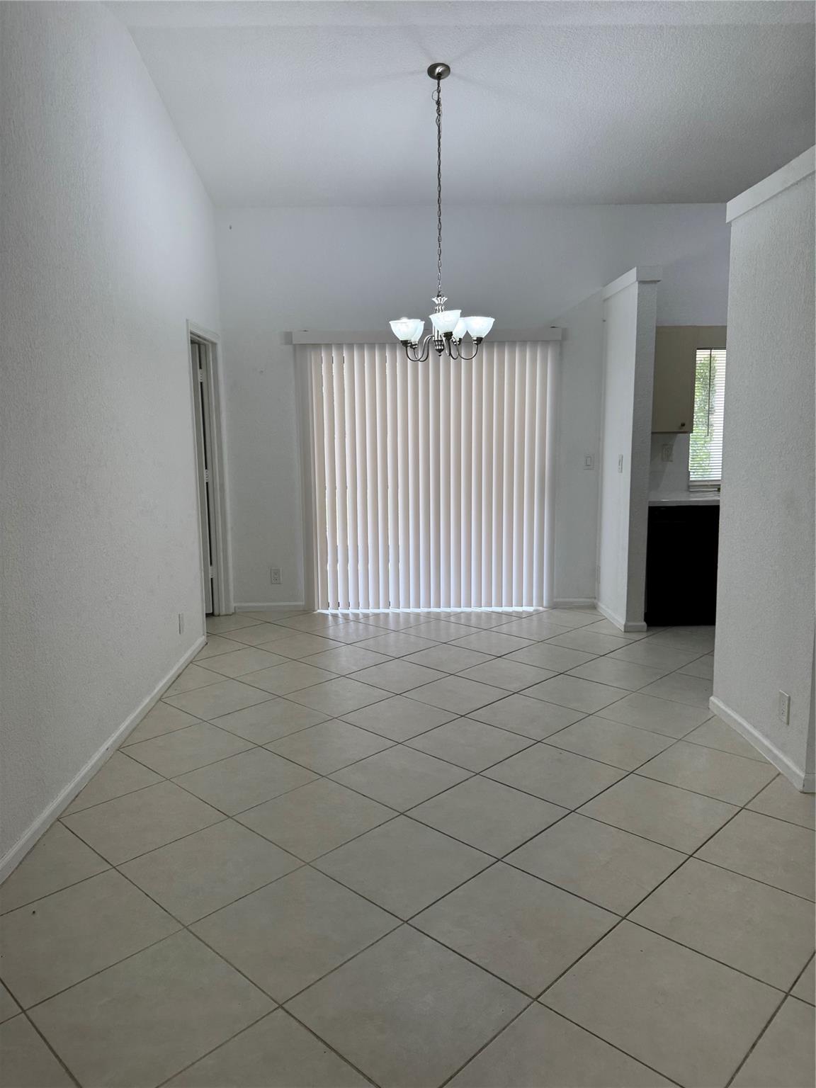 10630 NW 2nd Place, Coral Springs, FL 33071