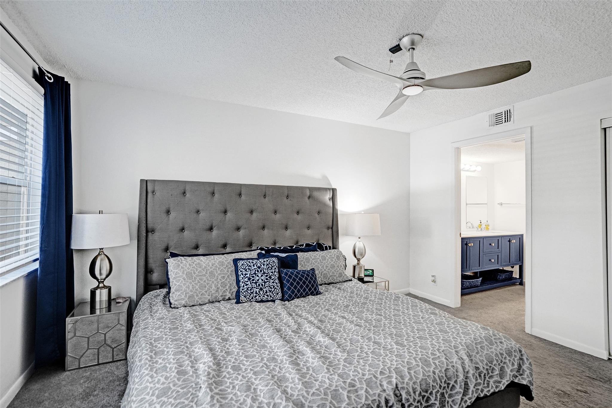 12131 Royal Palm Boulevard #2E, Coral Springs, FL 33065