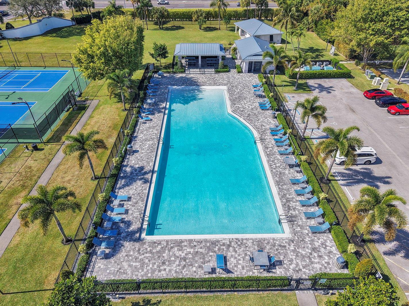 19667 Delaware Circle, Boca Raton, FL 33434