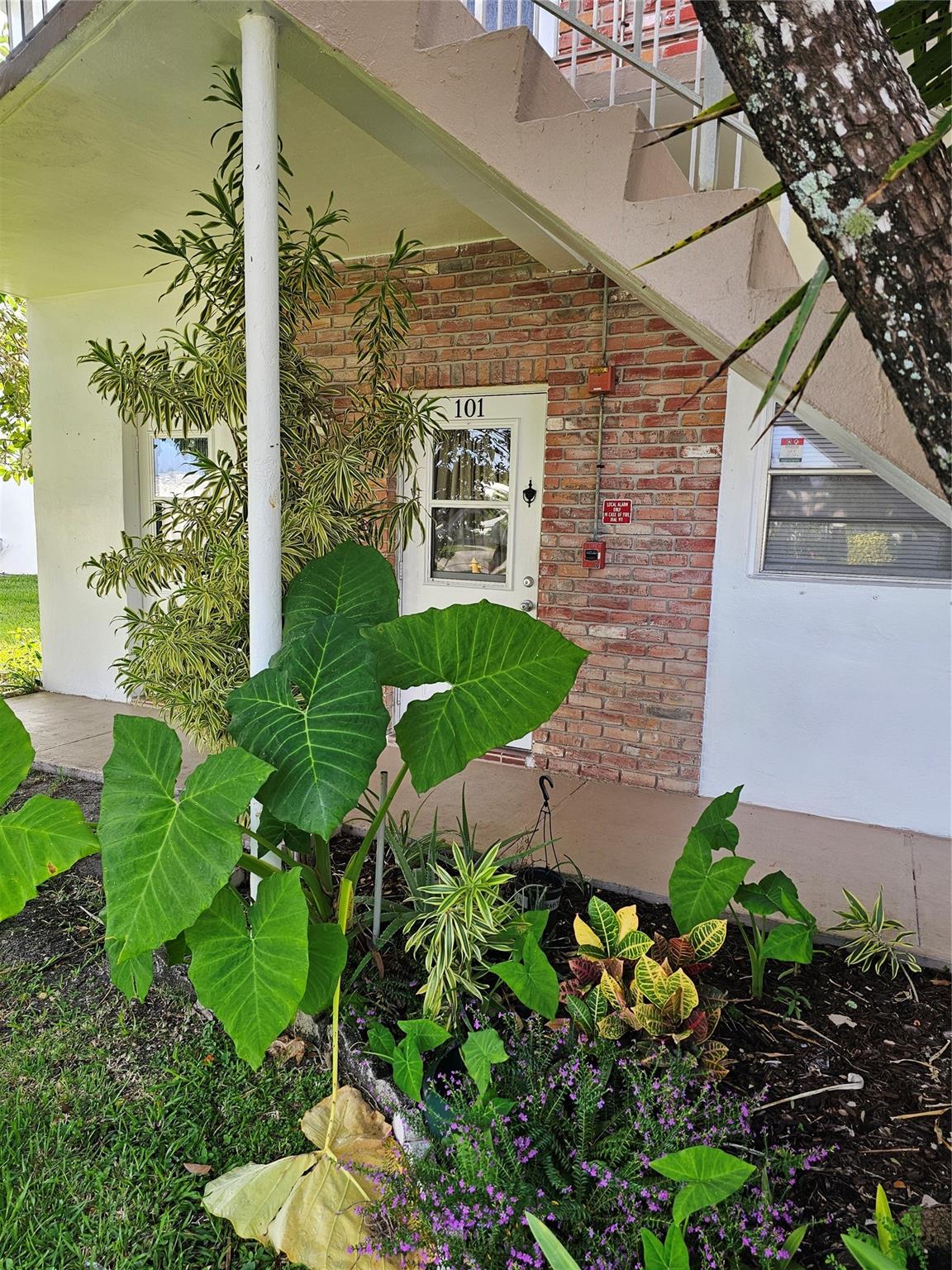 Photo for 2851 E Golf, 101, Pompano Beach, FL 33064 - listing #FX-10532422 2851 E Golf, 101, Pompano Beach, FL 33064