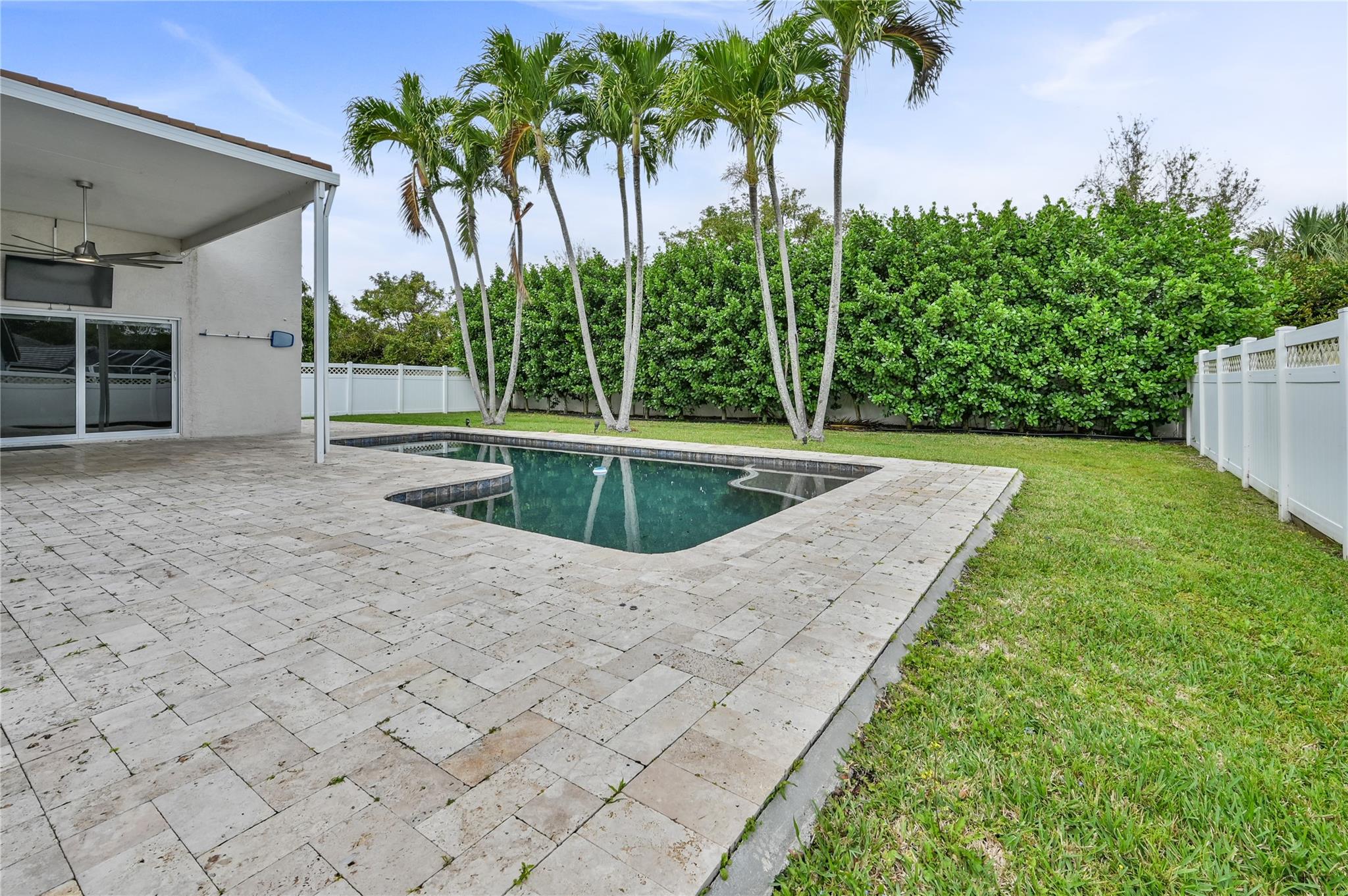 8949 NW 45th Court, Coral Springs, FL 33065