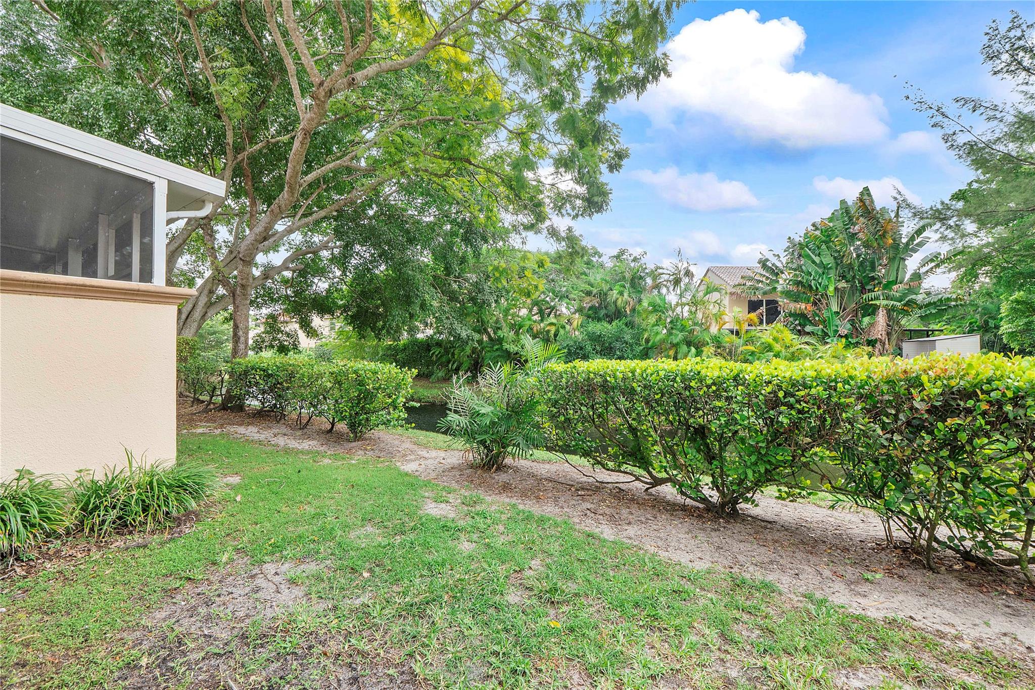 9664 Royal Palm Boulevard, Coral Springs, FL 33065