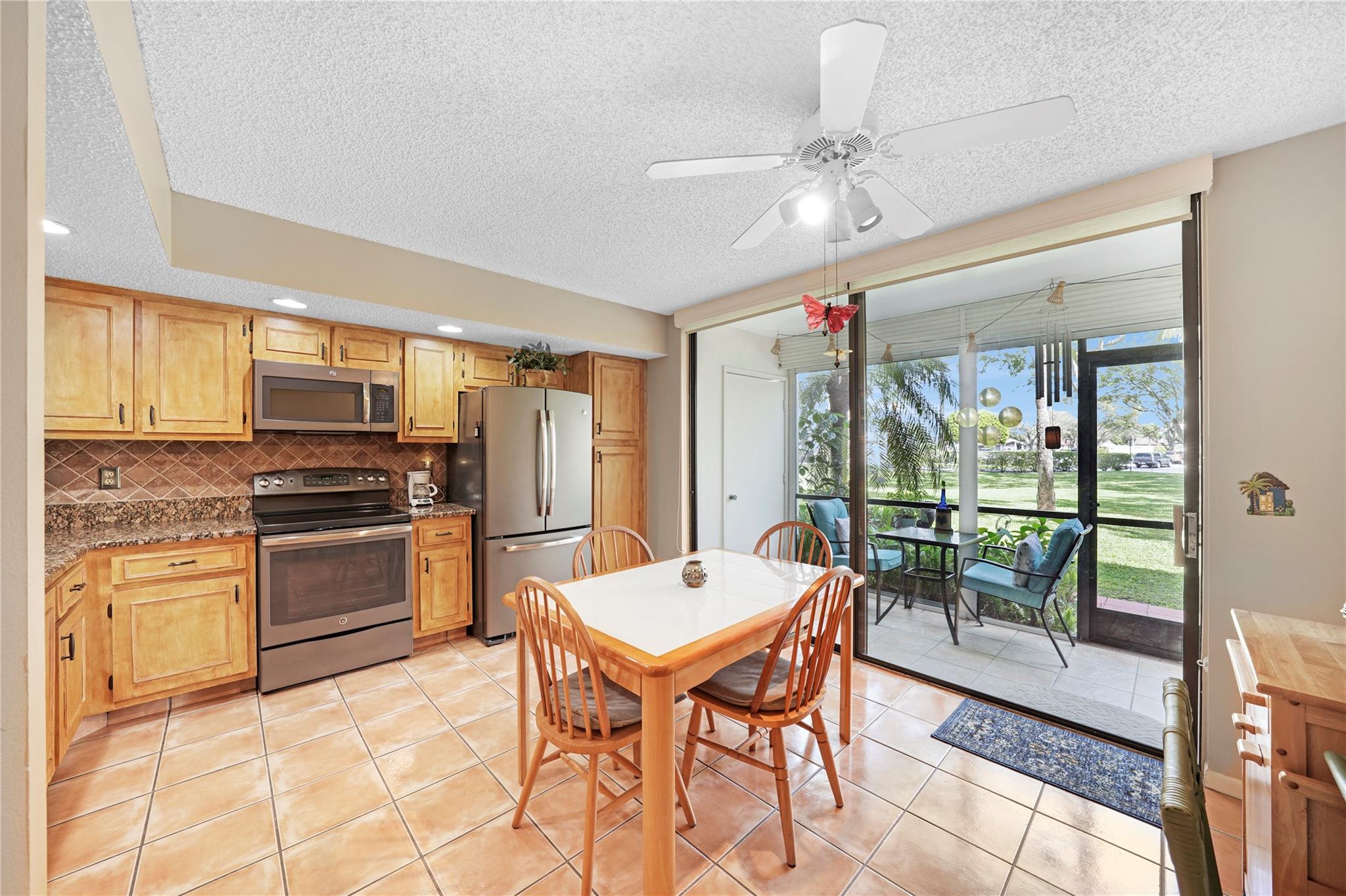 Photo for 5100 Las Verdes Circle, 114, Delray Beach, FL 33484 - Listing #FX-10509010 5100 Las Verdes Circle, 114, Delray Beach, FL 33484