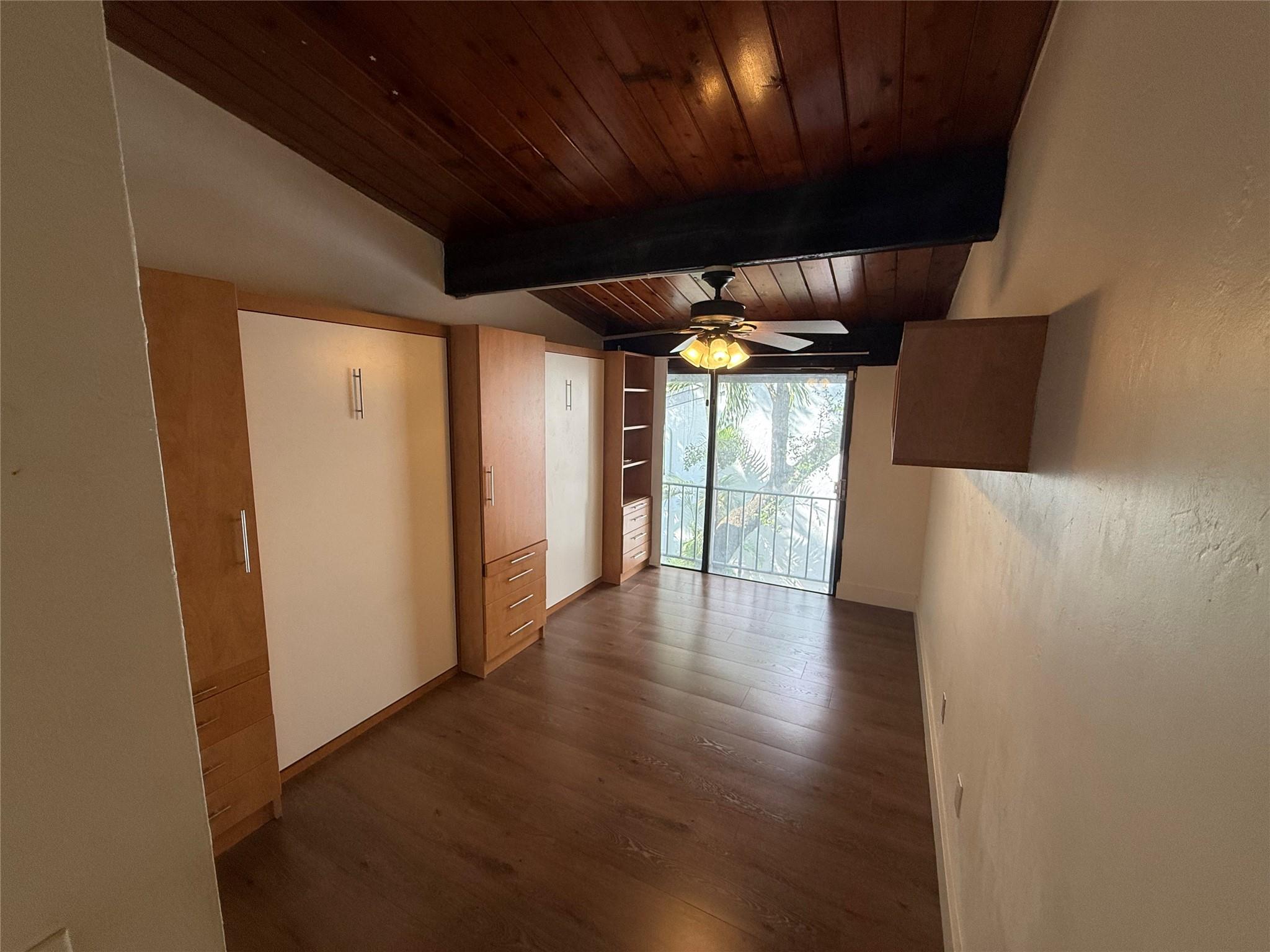 19428 NE 26th Avenue 103, Miami, FL 33180