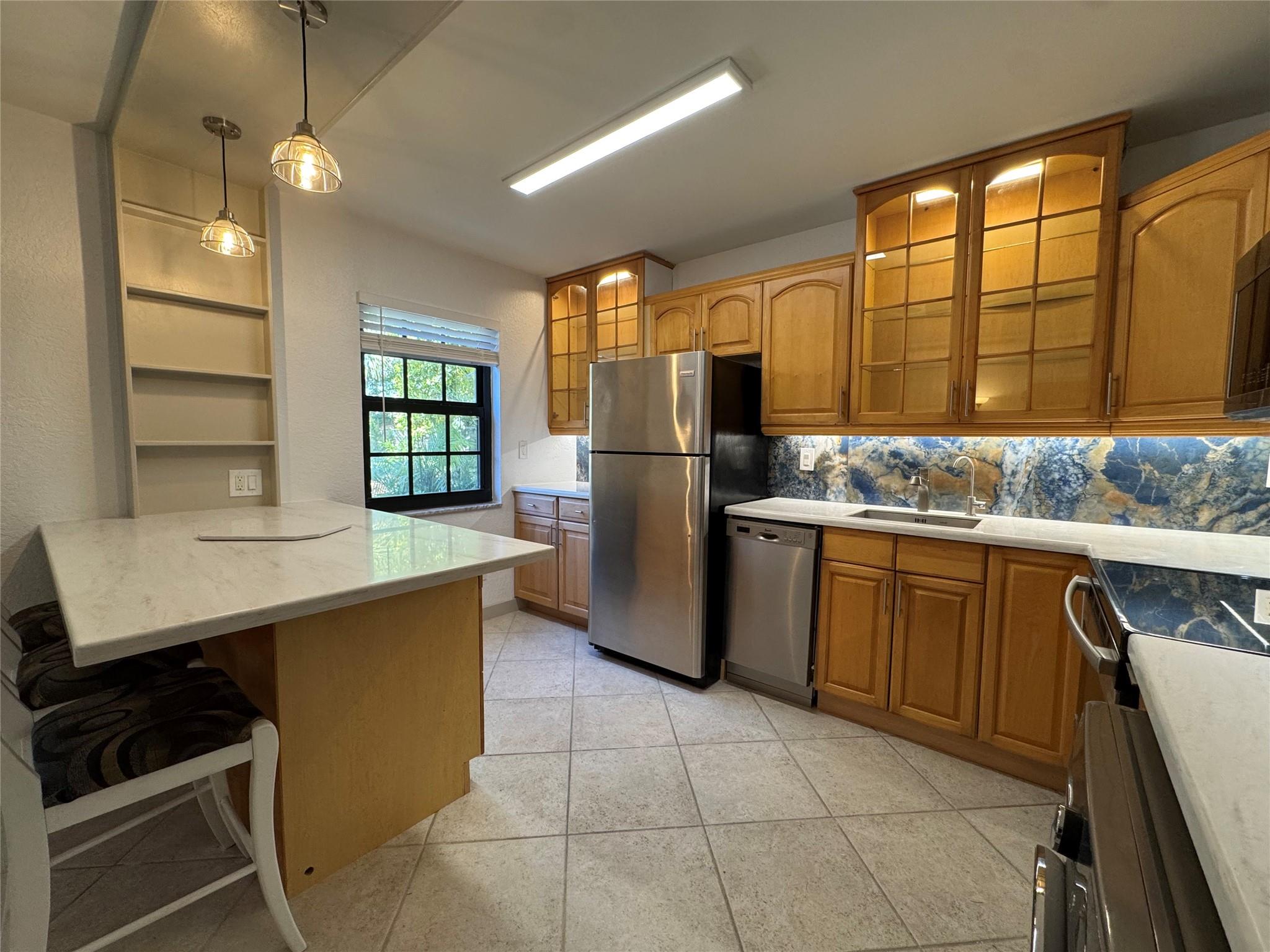 Photo for 815 NE 28th Street, 104, Wilton Manors, FL 33334 - Listing #FX-10492542 815 NE 28th Street, 104, Wilton Manors, FL 33334