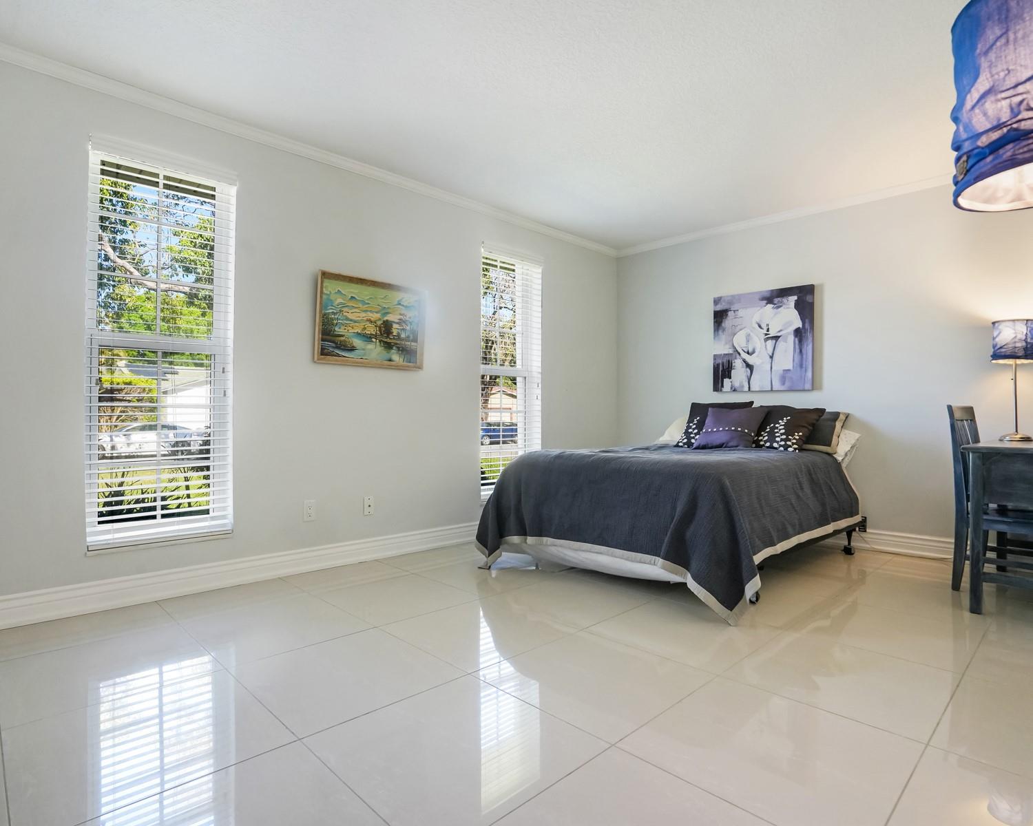 906 NW 83rd Drive, Coral Springs, FL 33071