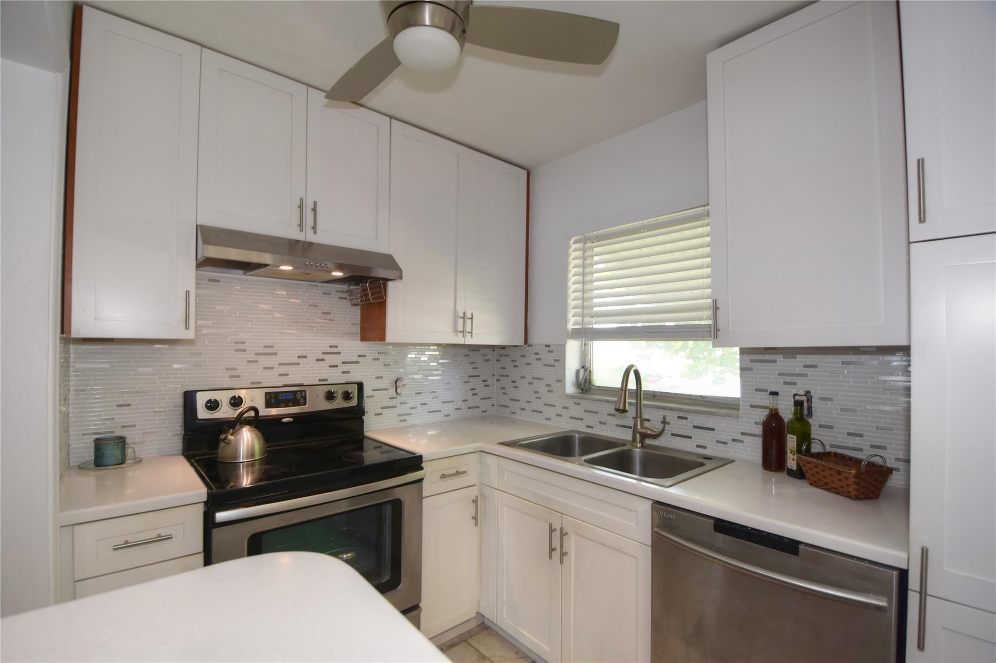 Photo for 2412 NW 52nd Street, 0, Tamarac, FL 33309 - Listing #FX-10520606 2412 NW 52nd Street, 0, Tamarac, FL 33309