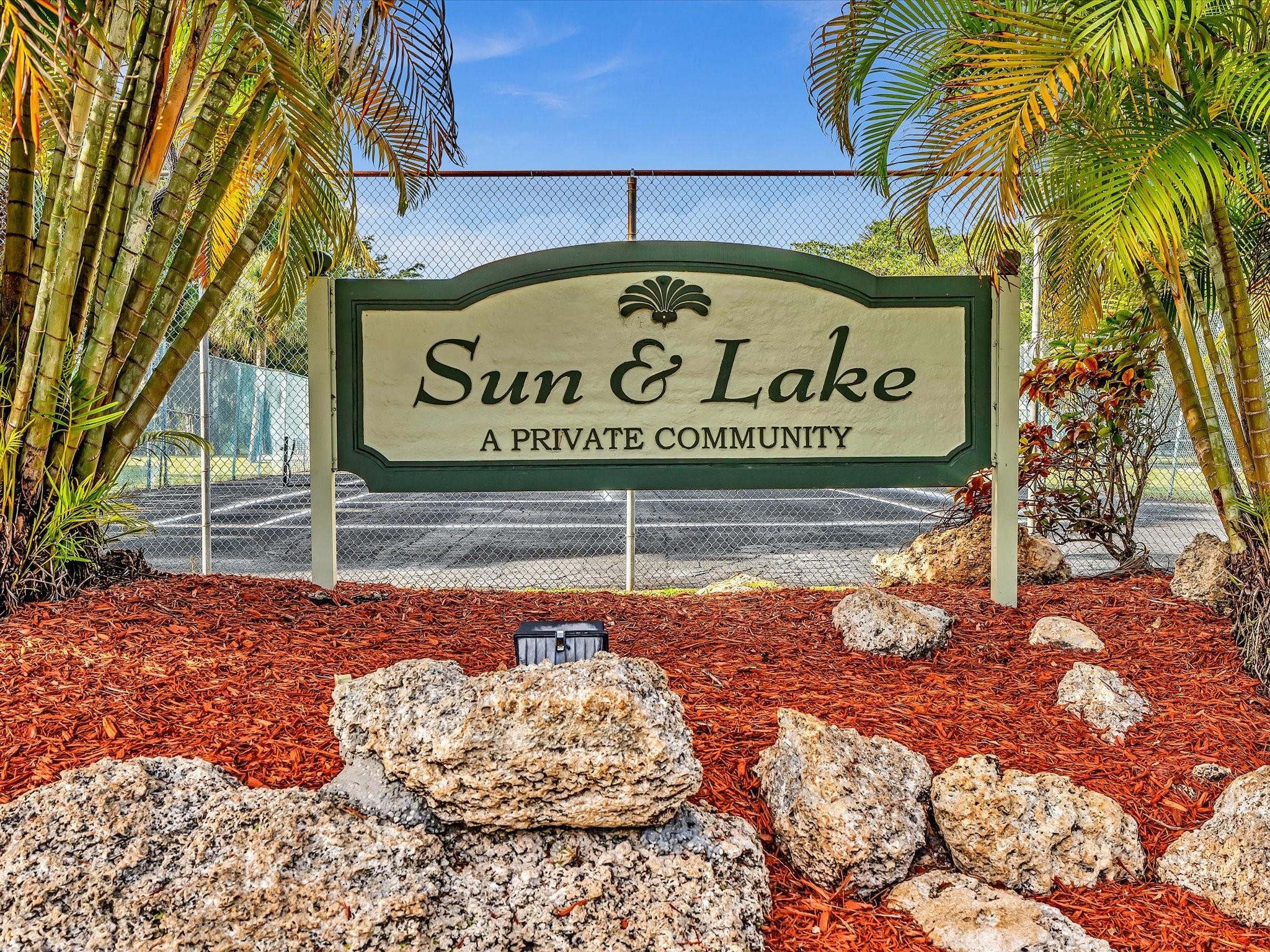 8911 NW 28th Drive E, Coral Springs, FL 33065