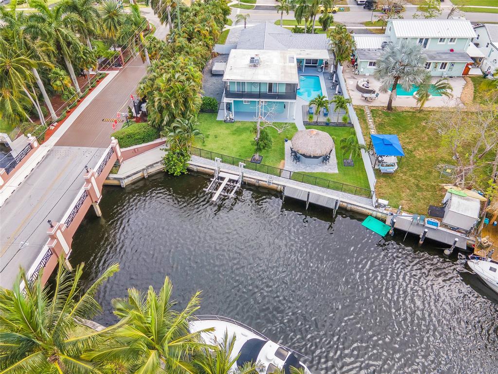 Photo for 5880 SW 19th Street, Plantation, FL 33317 - Listing #FX-10436185 5880 SW 19th Street, Plantation, FL 33317