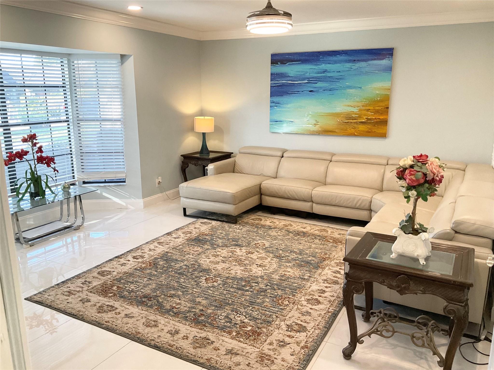 10477 NW 4th Street, Coral Springs, FL 33071