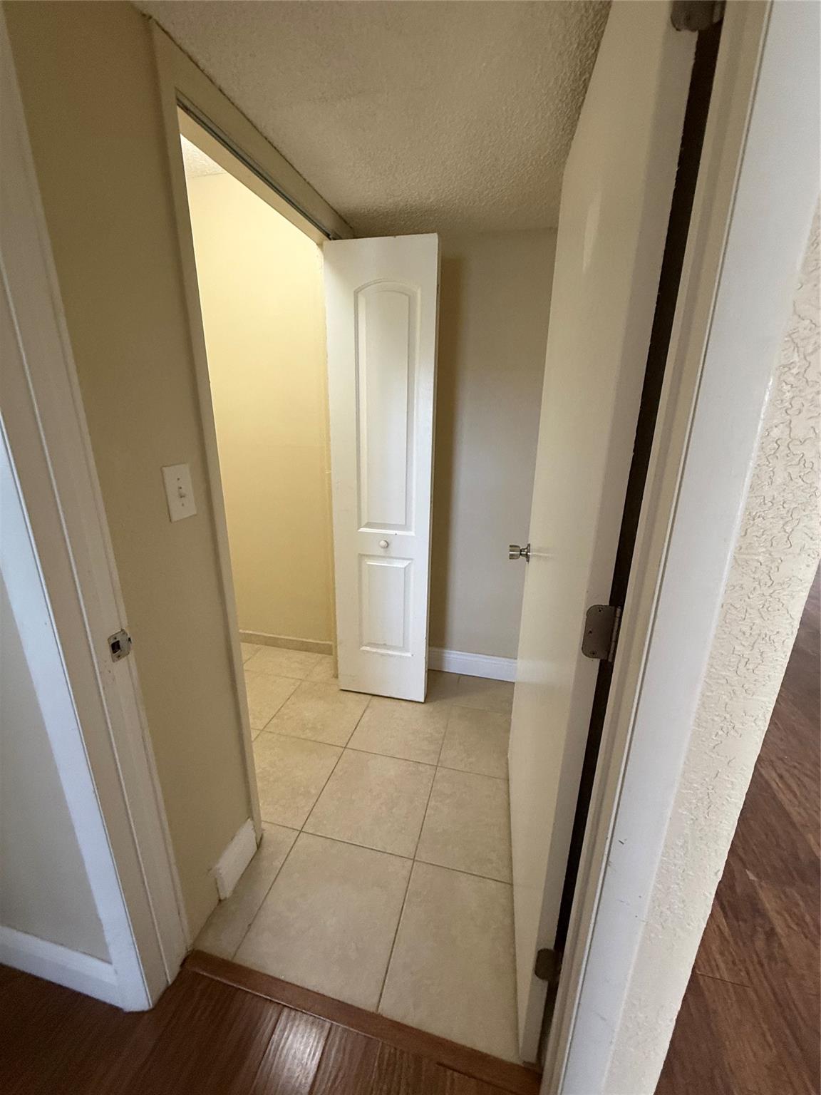 1200 NW 87th Avenue 114, Coral Springs, FL 33071