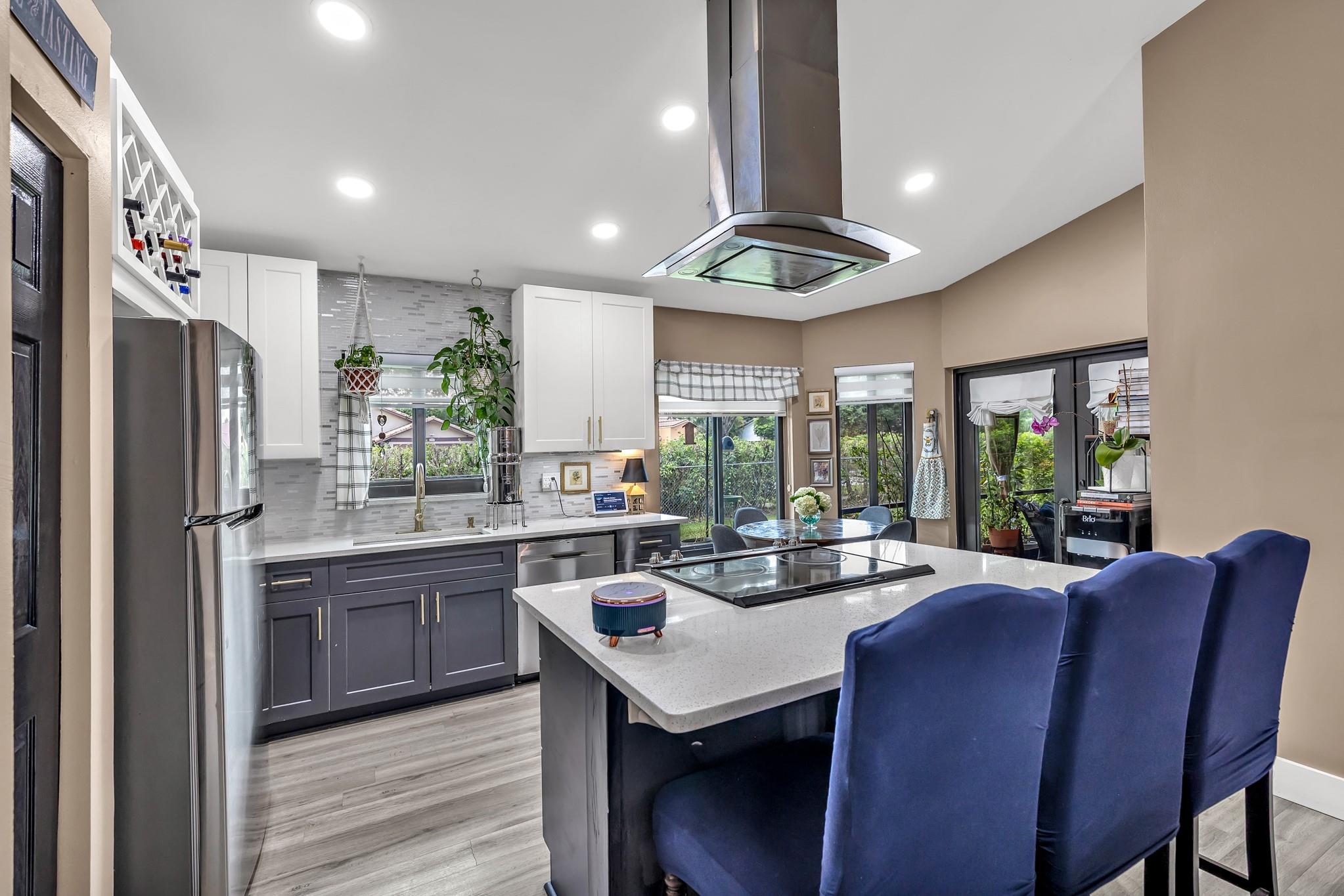 10940 Cypress Run Circle, Coral Springs, FL 33071