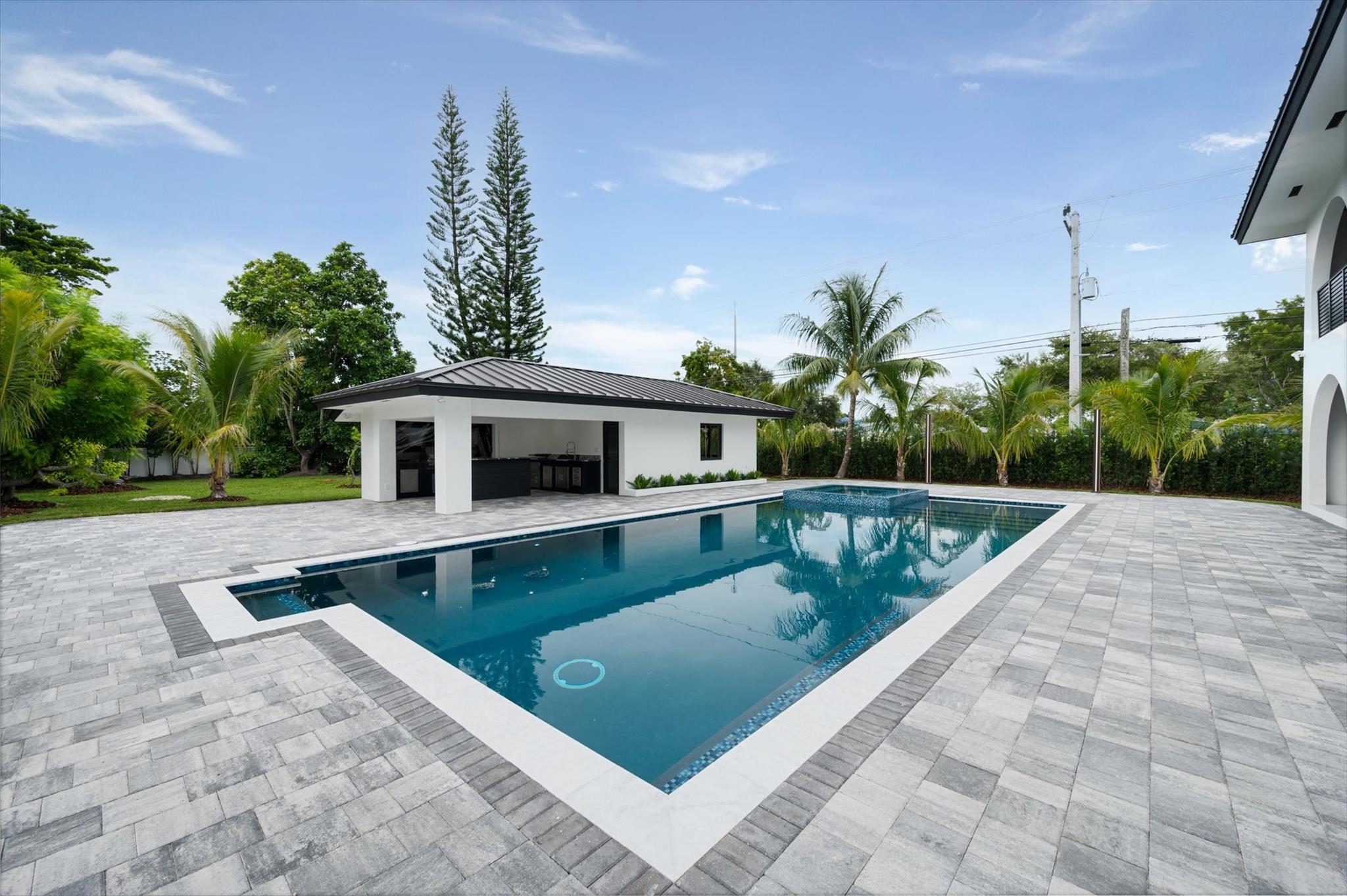 10201 SW 64th Street, Miami, FL 33173