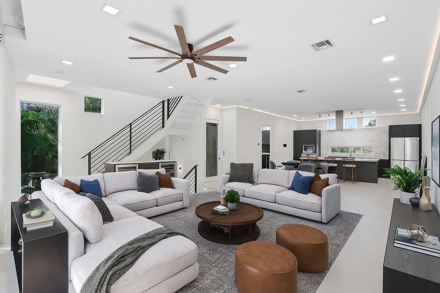 Photo for 3270 NE 15th Street, Pompano Beach, FL 33062 - listing #FX-10532780 3270 NE 15th Street, Pompano Beach, FL 33062