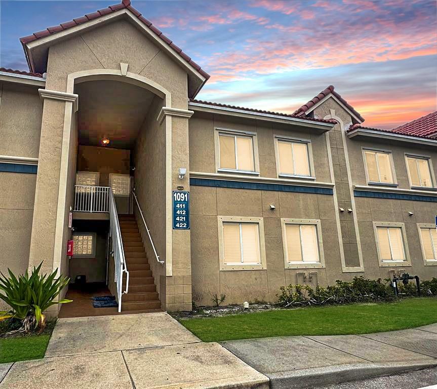 1091 Golden Lakes Boulevard, 422, West Palm Beach, FL 33411