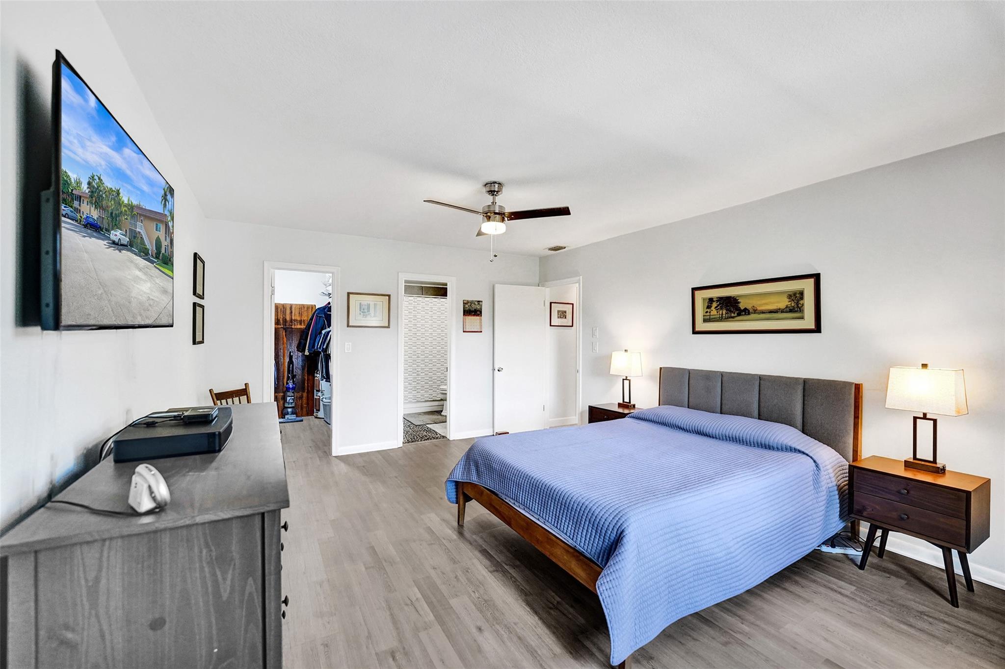 Photo for 1940 NE 2nd Avenue, 205J, Wilton Manors, FL 33305 - Listing #FX-10522645 1940 NE 2nd Avenue, 205J, Wilton Manors, FL 33305