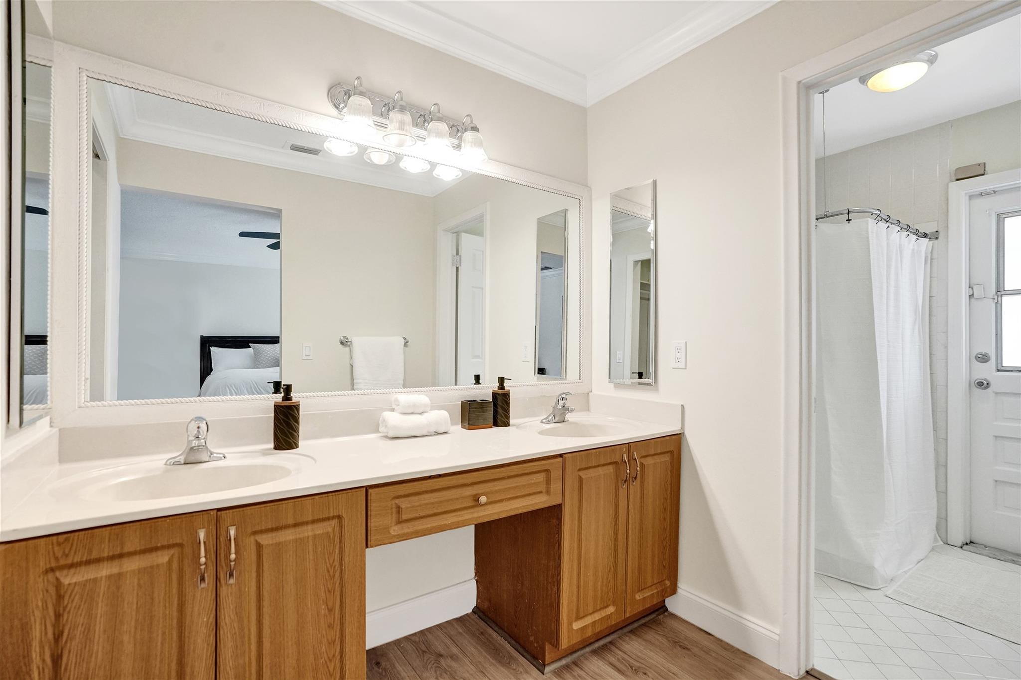 10220 NW 25th Street, Pembroke Pines, FL 33026