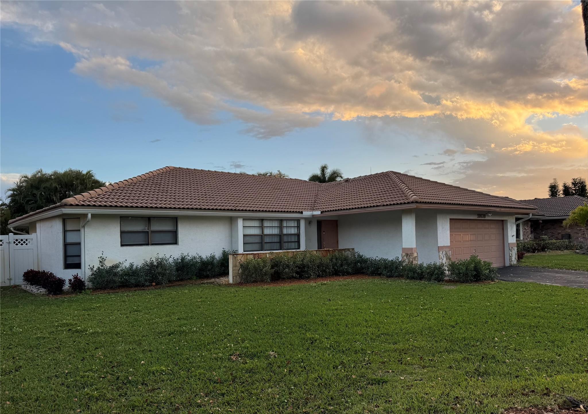 10630 NW 2nd Place, Coral Springs, FL 33071