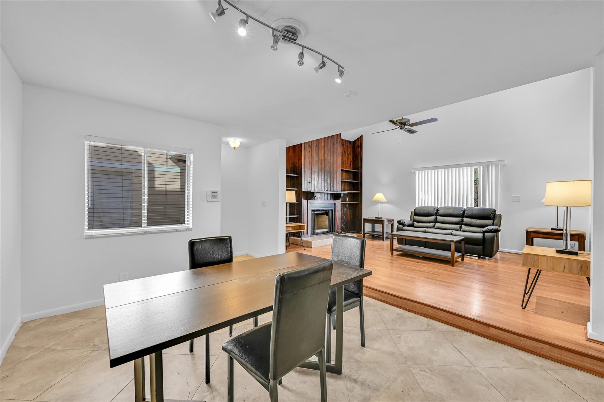 4011 Coral Springs Drive 4011, Coral Springs, FL 33065