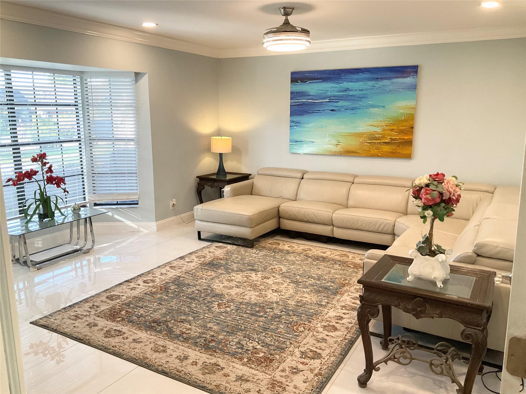 10477 NW 4th Street, Coral Springs, FL 33071