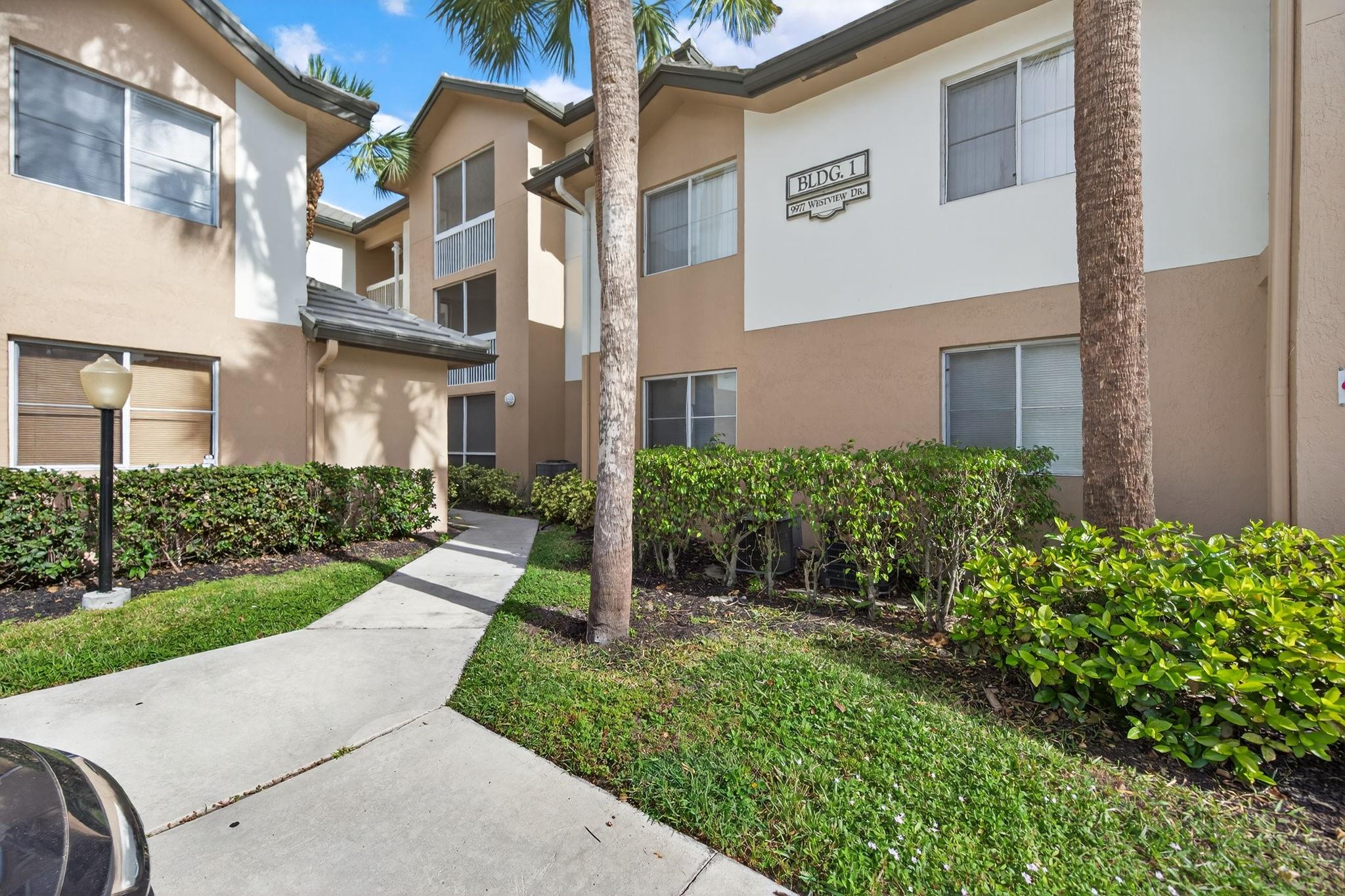Photo for 9977 Westview Drive, 136, Coral Springs, FL 33076 - listing #FX-10532957 9977 Westview Drive, 136, Coral Springs, FL 33076
