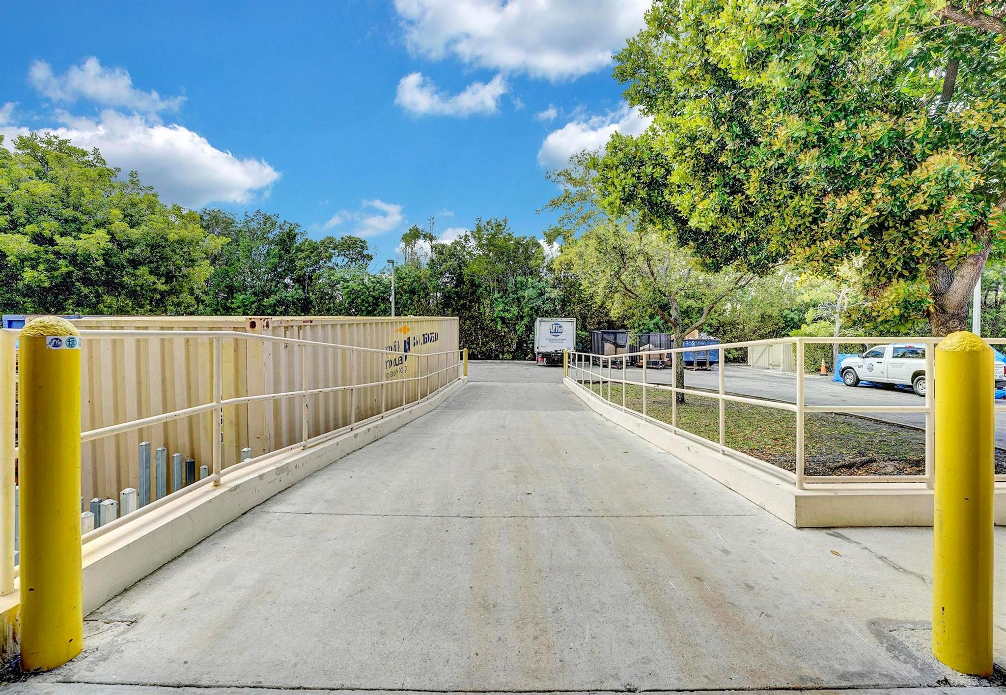 4300 NW 124th Avenue, Coral Springs, FL 33065