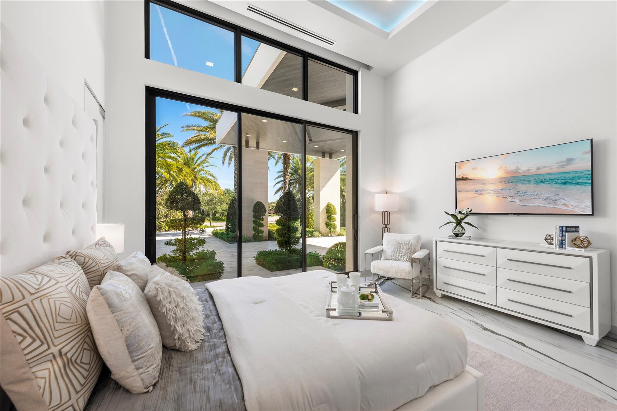 4041 Country Club Lane, Fort Lauderdale, FL 33308