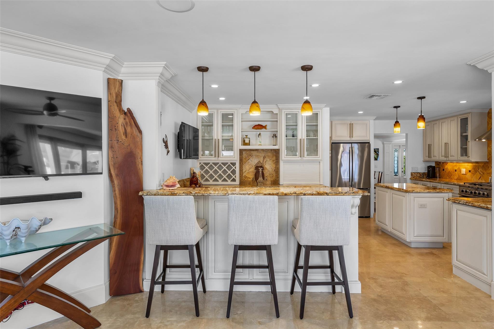 Photo for 633 4th Key Drive, Fort Lauderdale, FL 33304 - Listing #FX-10496695 633 4th Key Drive, Fort Lauderdale, FL 33304