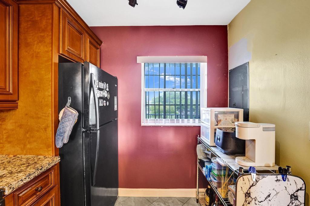 Photo for 9230 Lagoon Place, 406, Davie, FL 33324 - Listing #FX-10527214 9230 Lagoon Place, 406, Davie, FL 33324