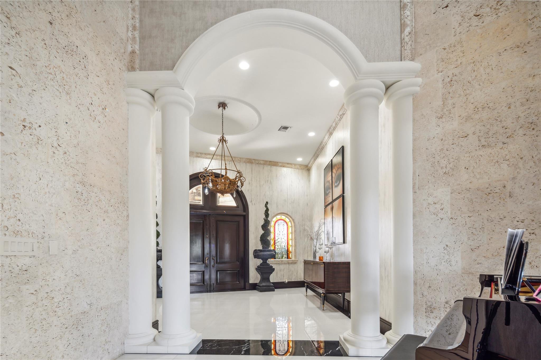 3100 NE 46th Street, Lighthouse Point, FL 33064