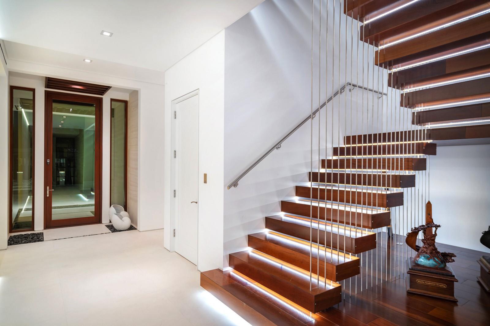 10 Pelican Drive, Fort Lauderdale, FL 33301