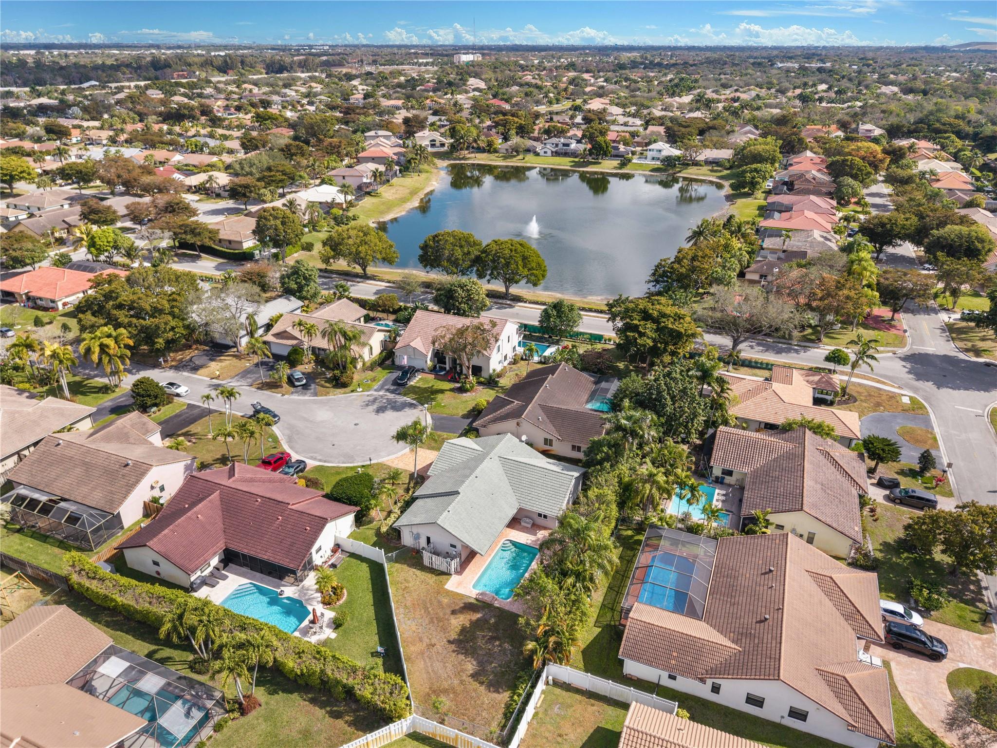 5302 NW 64th Way, Coral Springs, FL 33067