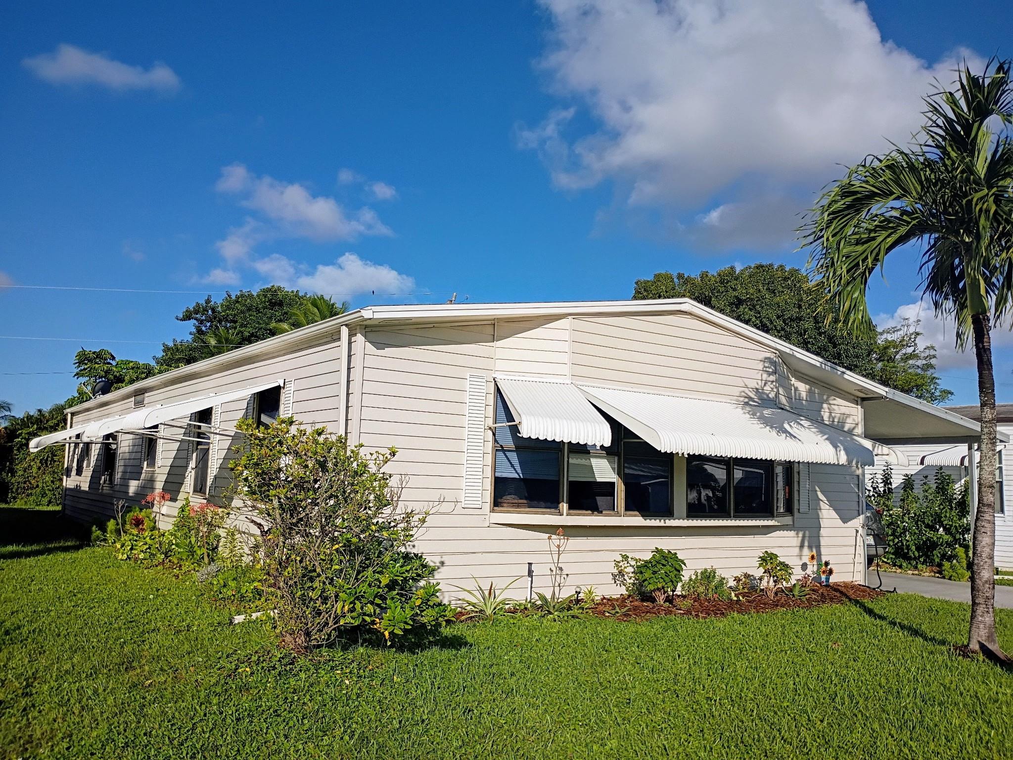 Photo for 3353 Lake Overlook Place, Lantana, FL 33462 - listing #FX-10531557 3353 Lake Overlook Place, Lantana, FL 33462