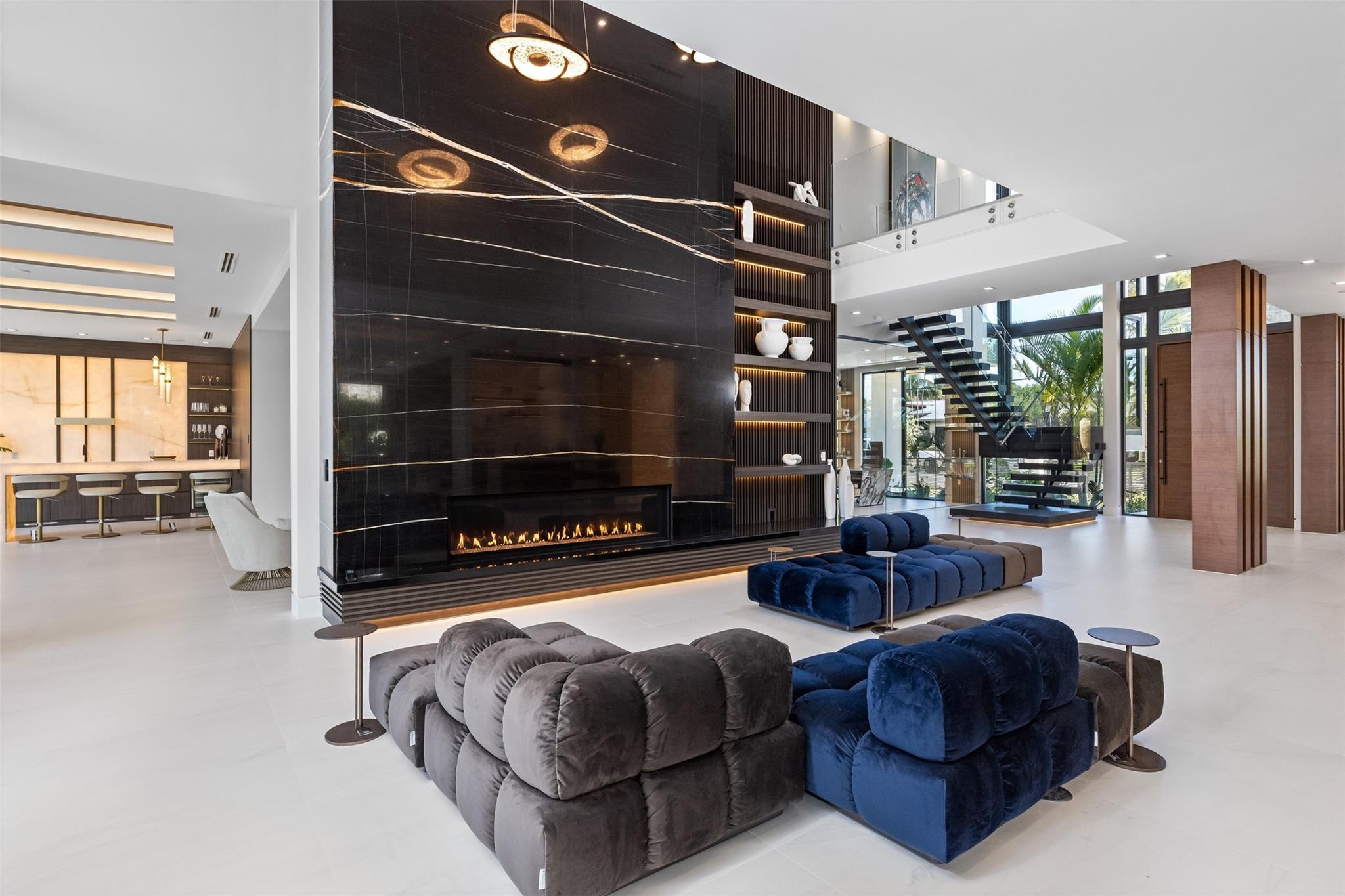 2733 NE 16th Street, Fort Lauderdale, FL 33304