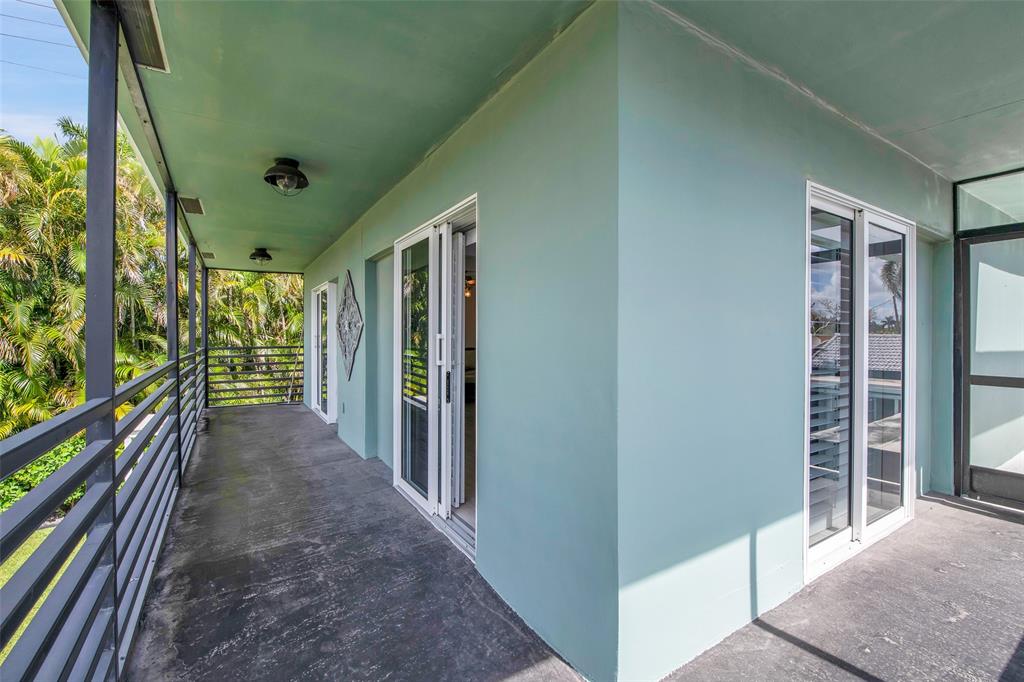 Photo for 5880 SW 19th Street, Plantation, FL 33317 - Listing #FX-10436185 5880 SW 19th Street, Plantation, FL 33317