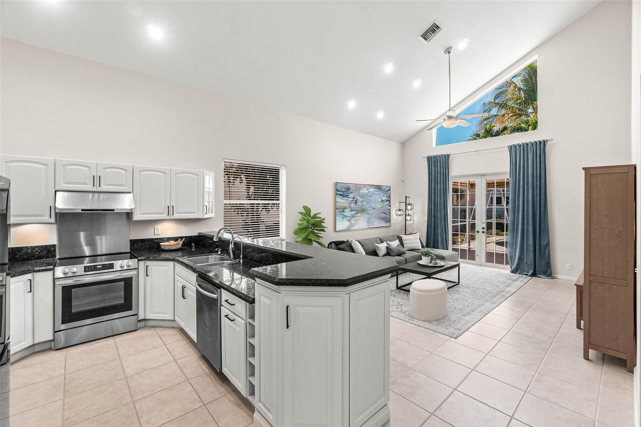 5260 NW 112th Way, Coral Springs, FL 33076