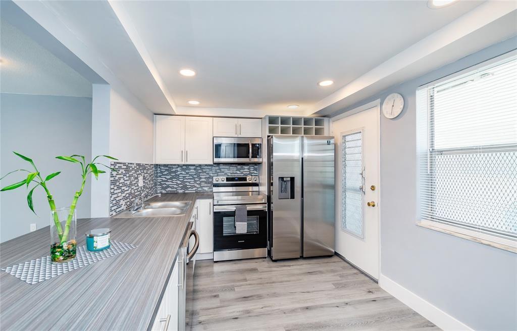 Photo for 1101 NE 191st Street, H301, Miami, FL 33179 - listing #FX-10536494 1101 NE 191st Street, H301, Miami, FL 33179