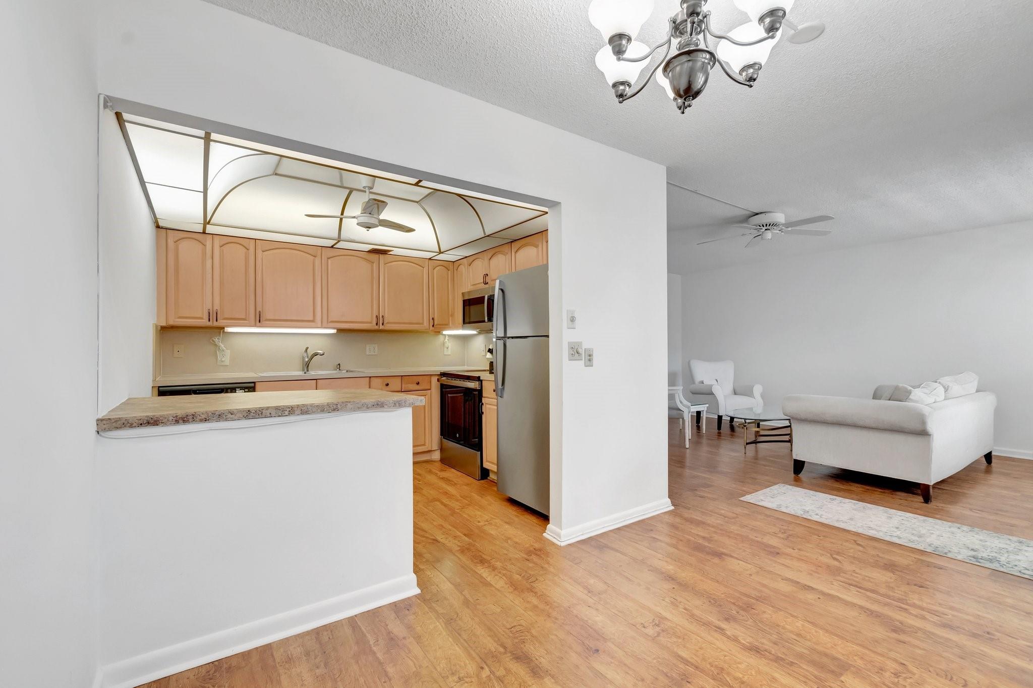 Photo for 267 Wellington J, 267, West Palm Beach, FL 33417 - Listing #FX-10503040 267 Wellington J, 267, West Palm Beach, FL 33417