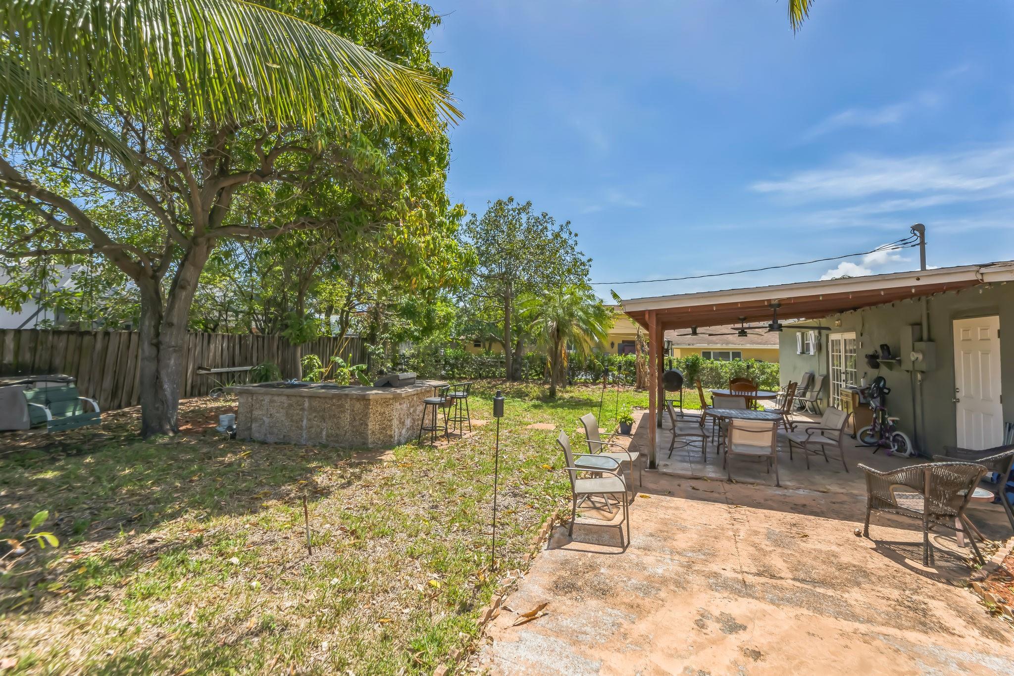 Photo for 5360 NE 10th Avenue, Deerfield Beach, FL 33064 - Listing #FX-10496756 5360 NE 10th Avenue, Deerfield Beach, FL 33064