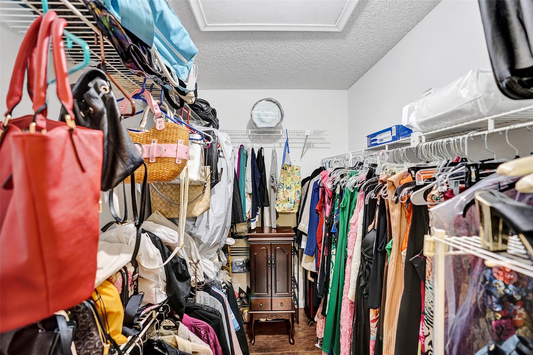 Walk in Closet