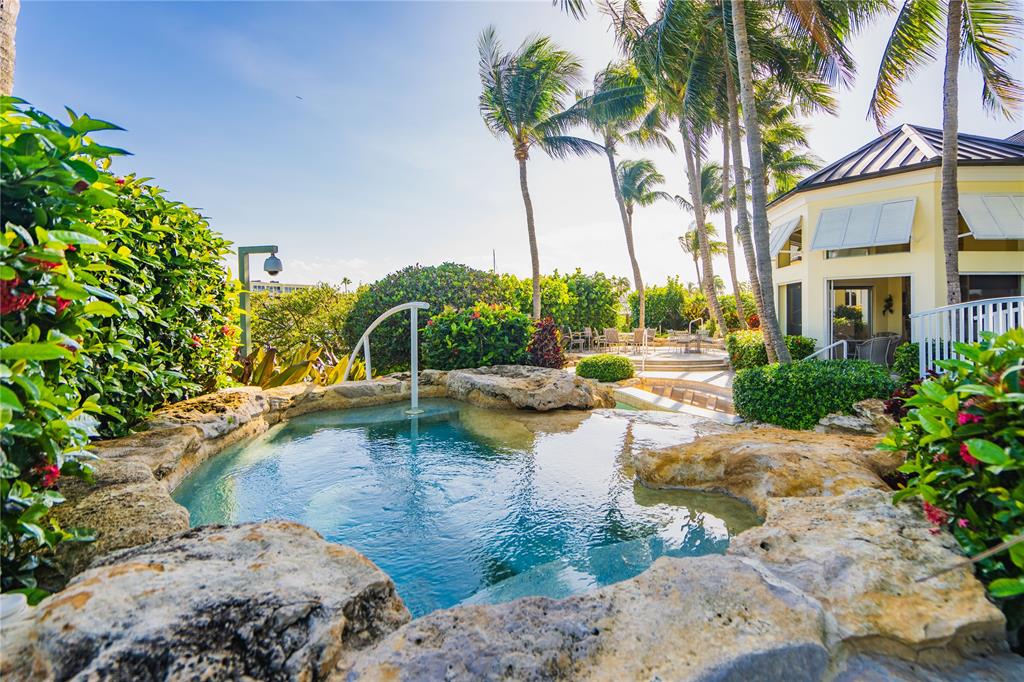 2900 NE 31st Avenue, Lighthouse Point, FL 33064