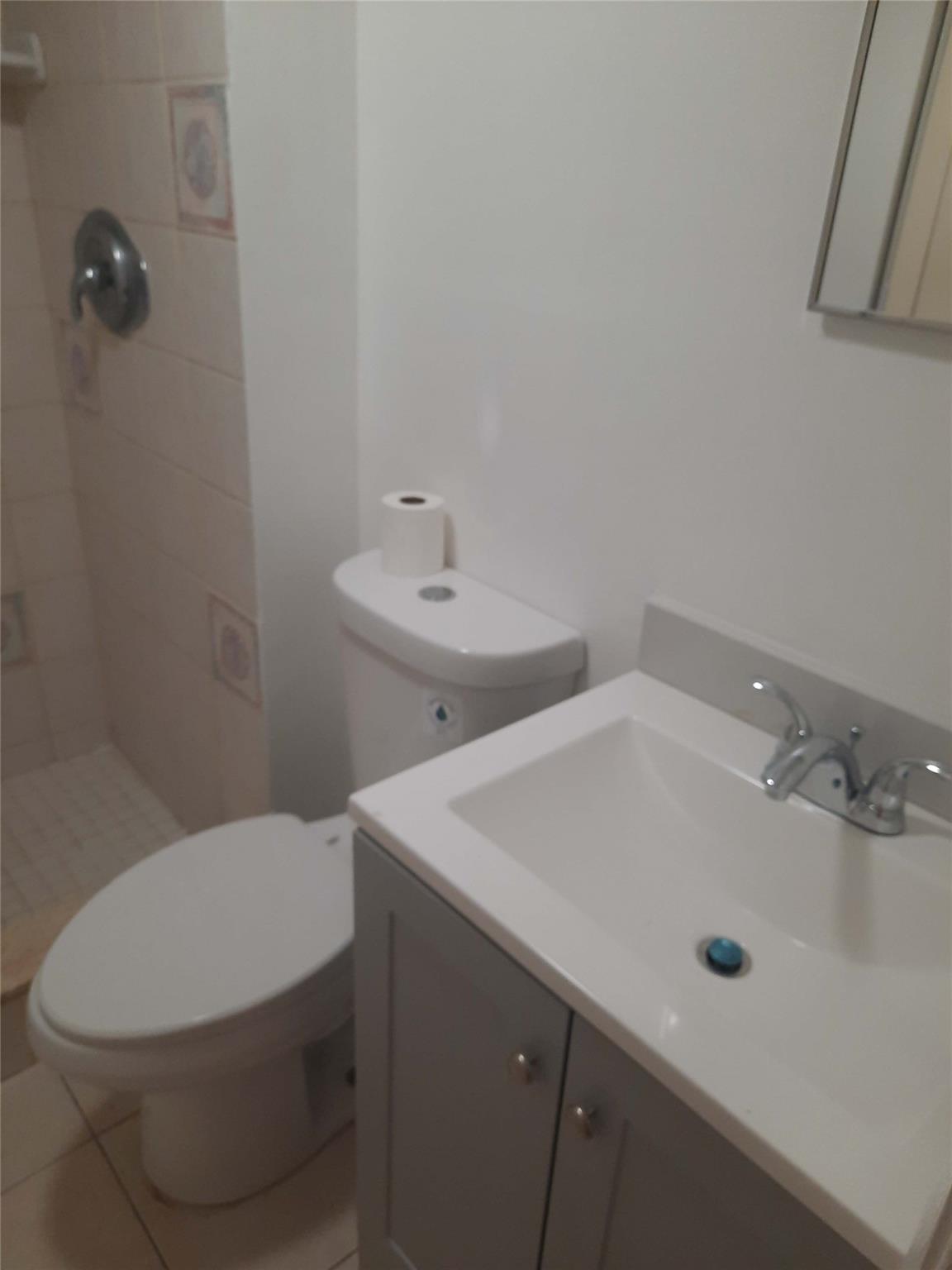 3253 NW 104 3253, Coral Springs, FL 33065