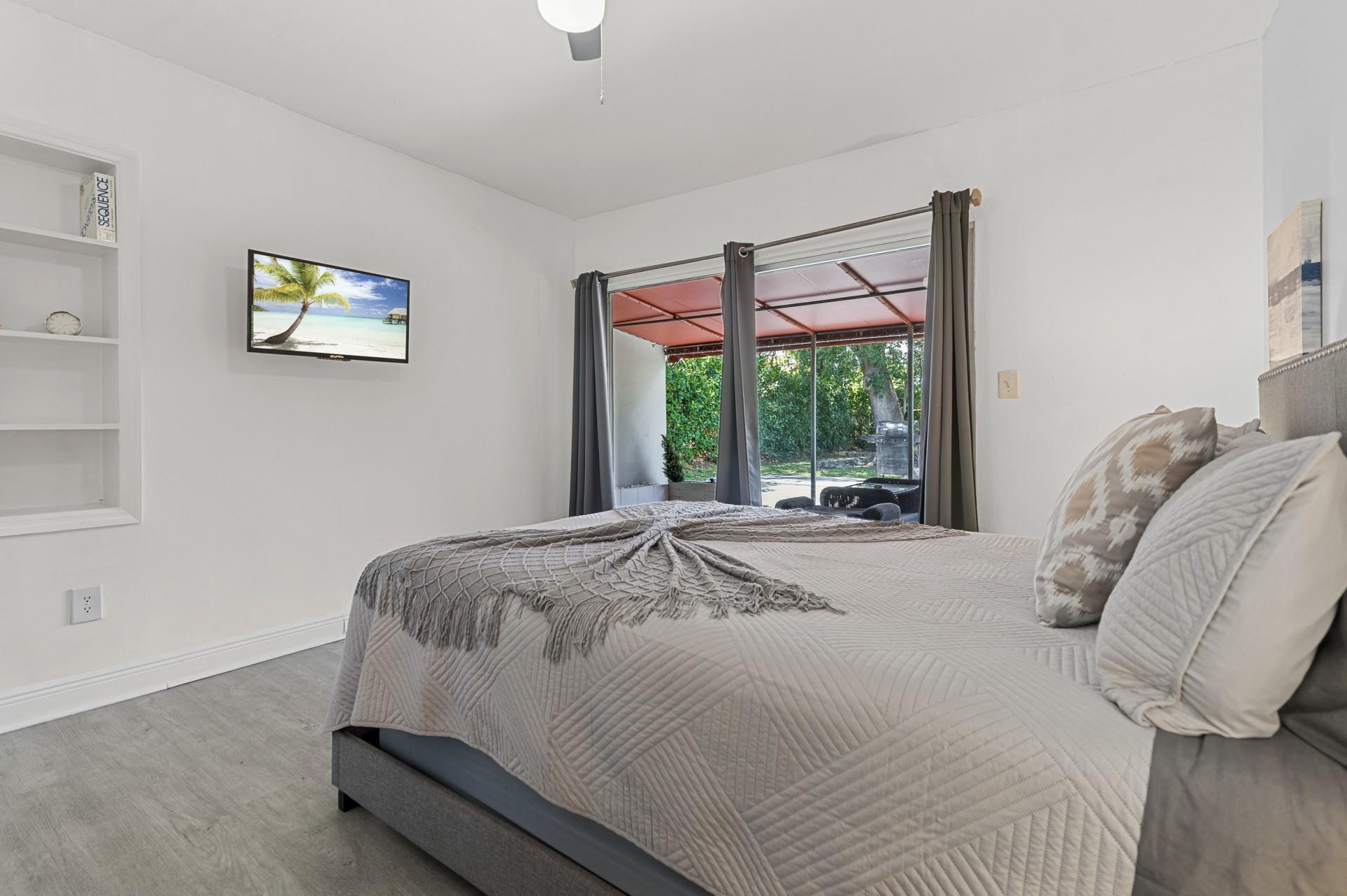 6375 SW 29th Street, Miami, FL 33155