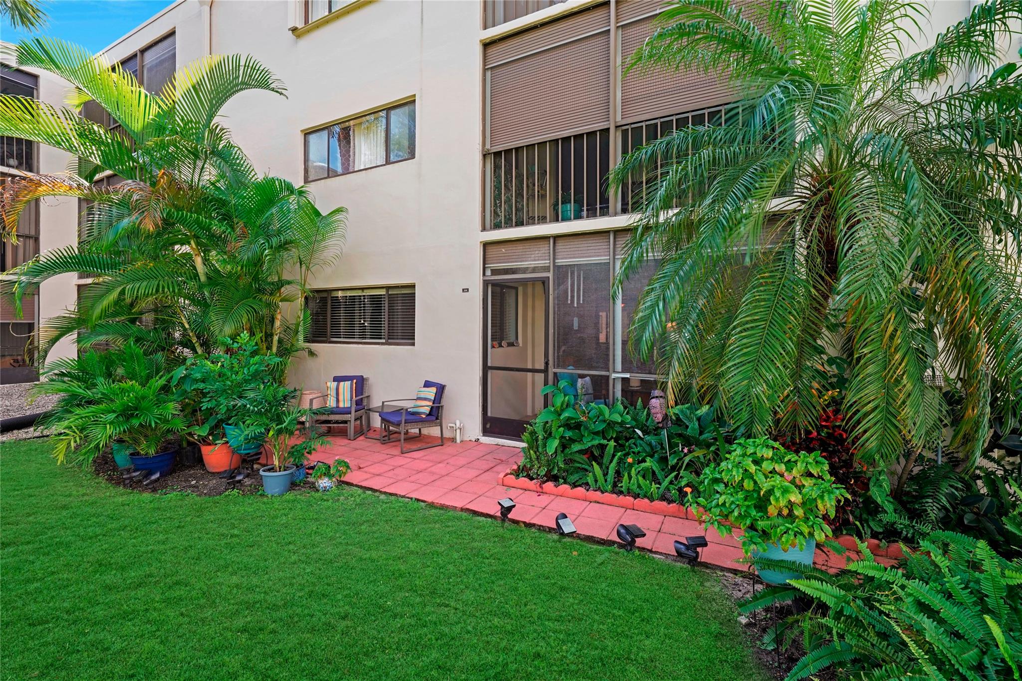 Photo for 5100 Las Verdes Circle, 114, Delray Beach, FL 33484 - Listing #FX-10509010 5100 Las Verdes Circle, 114, Delray Beach, FL 33484