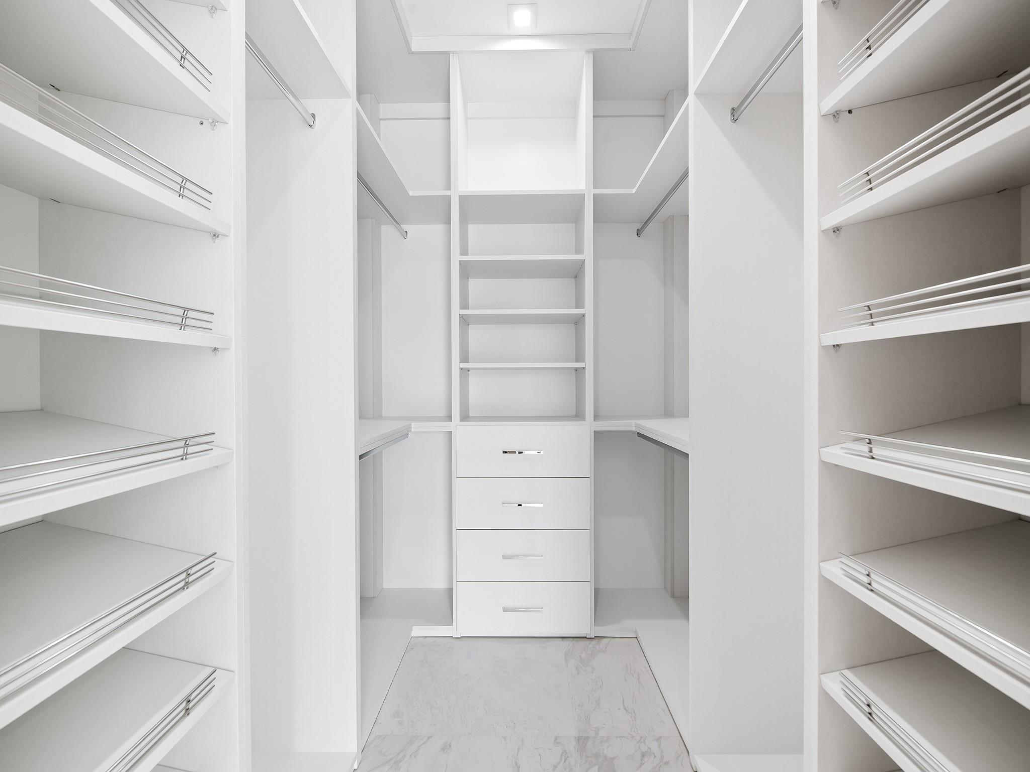 111 Fiesta Way, Fort Lauderdale, FL 33301