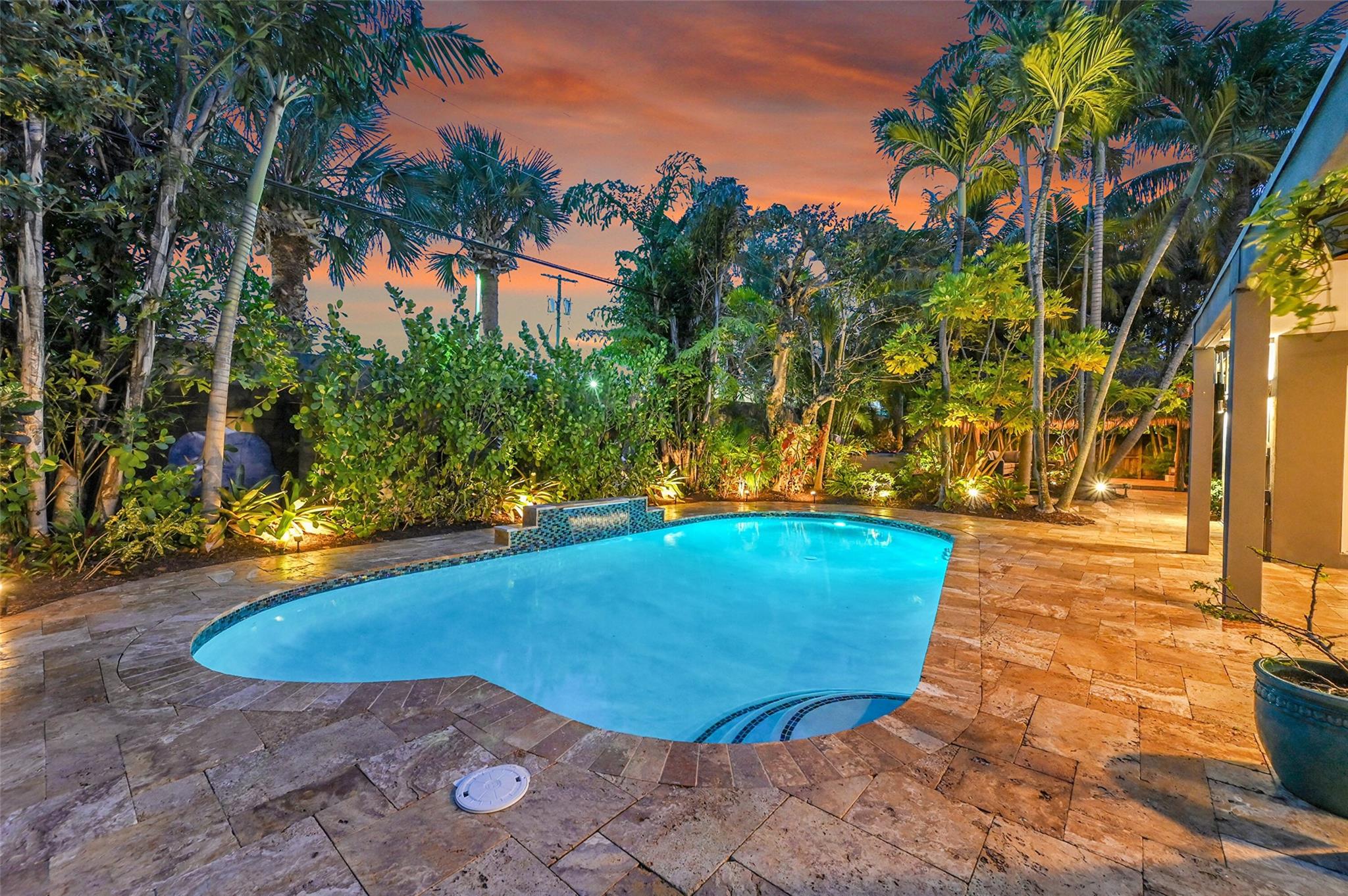 Photo for 2716 NE 10th Terrace, Wilton Manors, FL 33334 - Listing #FX-10518956 2716 NE 10th Terrace, Wilton Manors, FL 33334