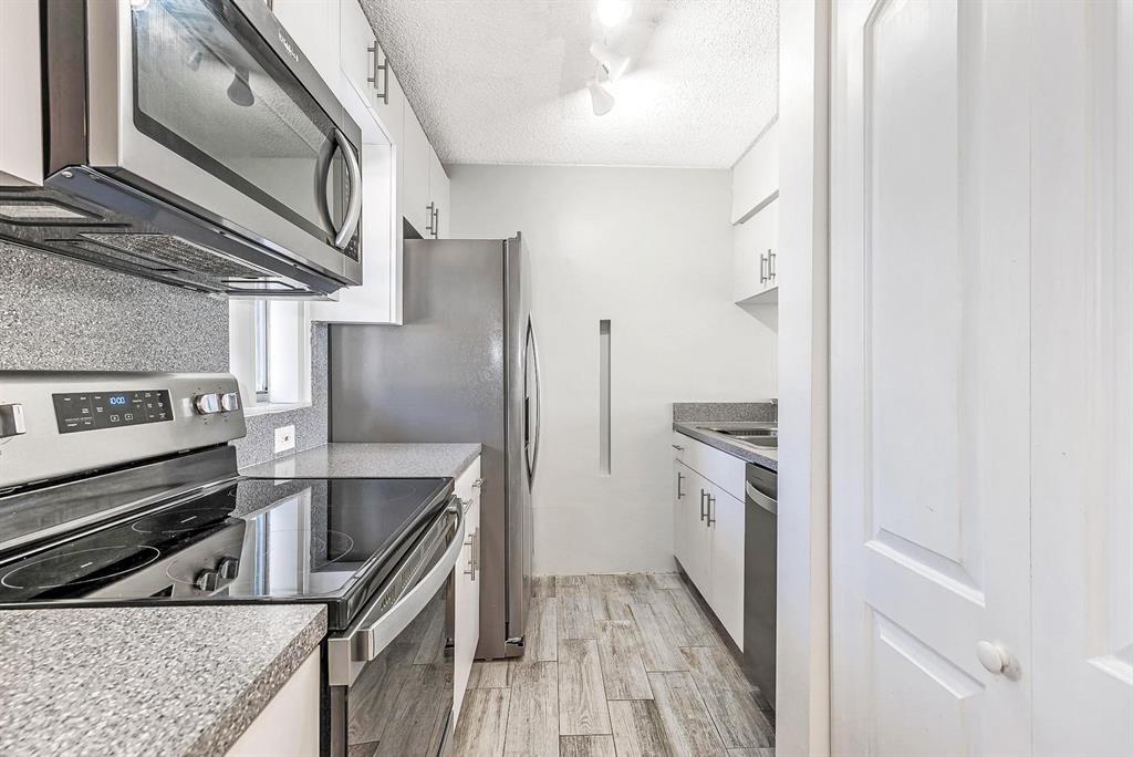 911 Twin Lakes Drive 3-N, Coral Springs, FL 33071