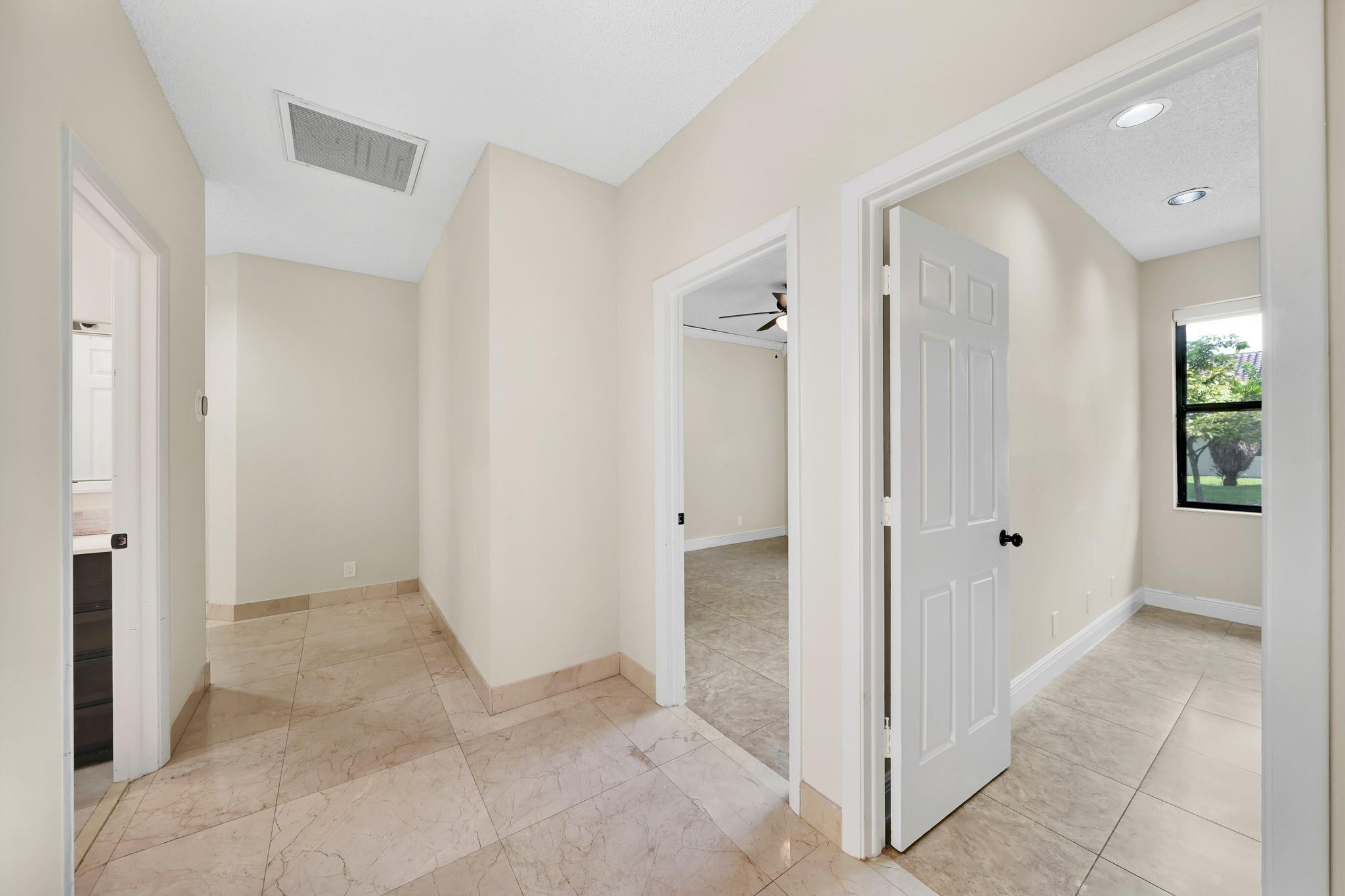 645 NW 102nd Avenue, Coral Springs, FL 33071