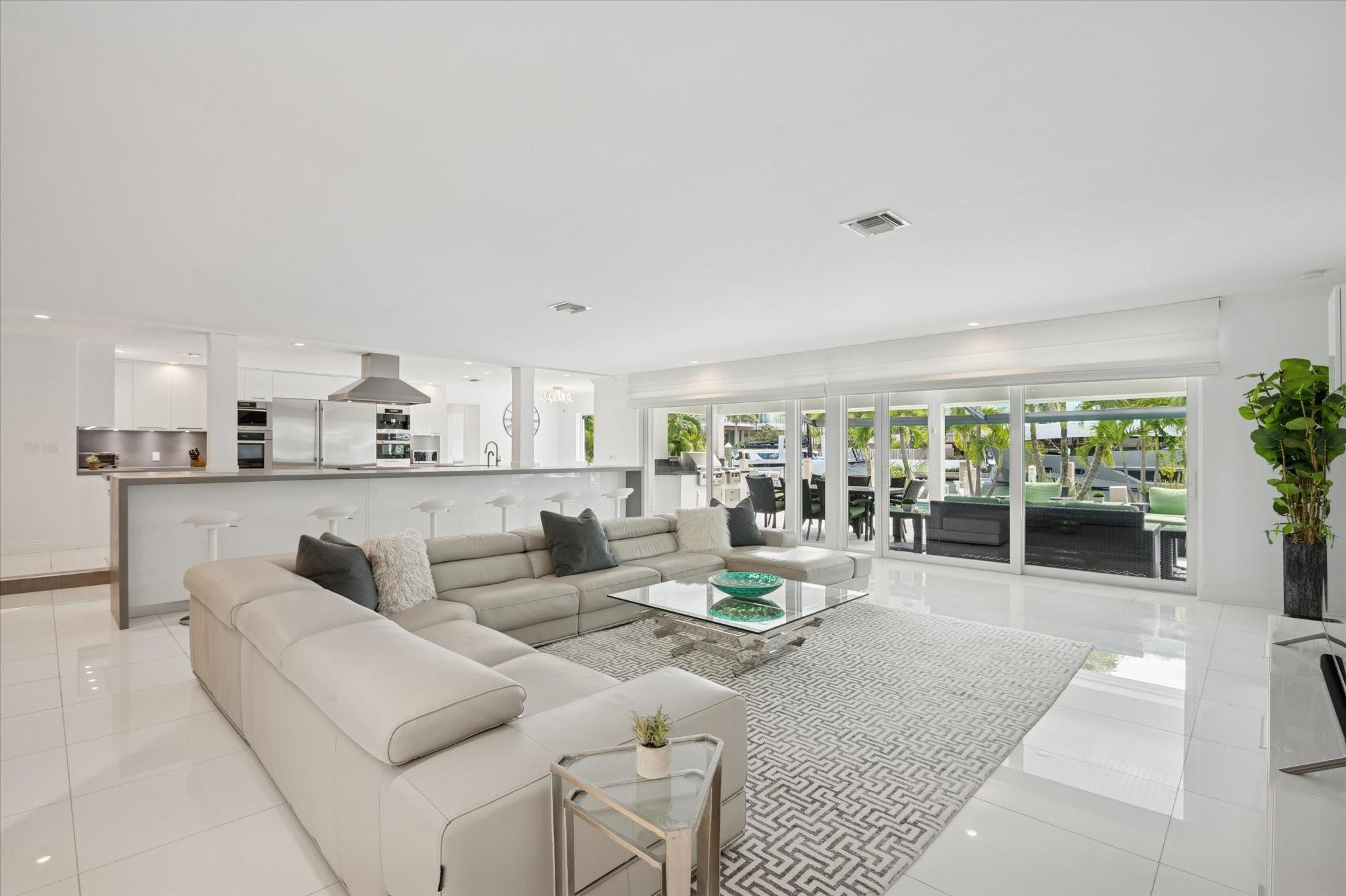 2540 Mercedes Drive, Fort Lauderdale, FL 33316