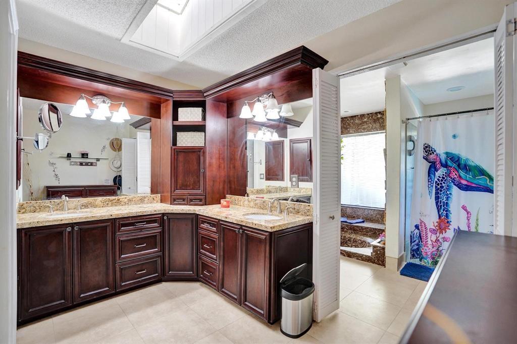 9924 NW 3rd Place, Coral Springs, FL 33071